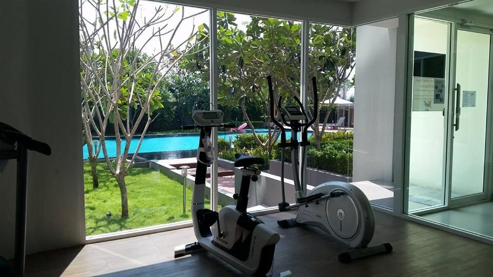 One-Bedroom Apartment - Photo 9