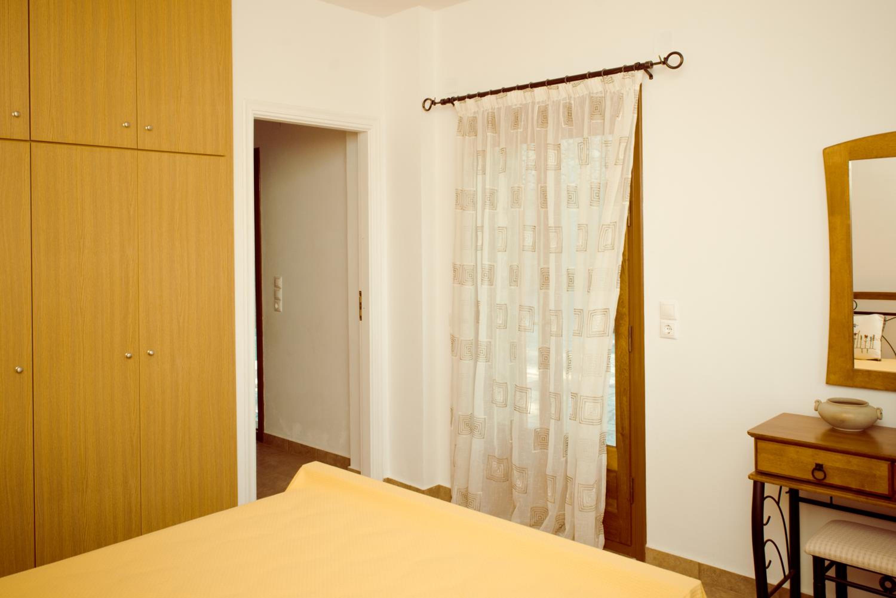 Double or Twin Room with Partial Sea View