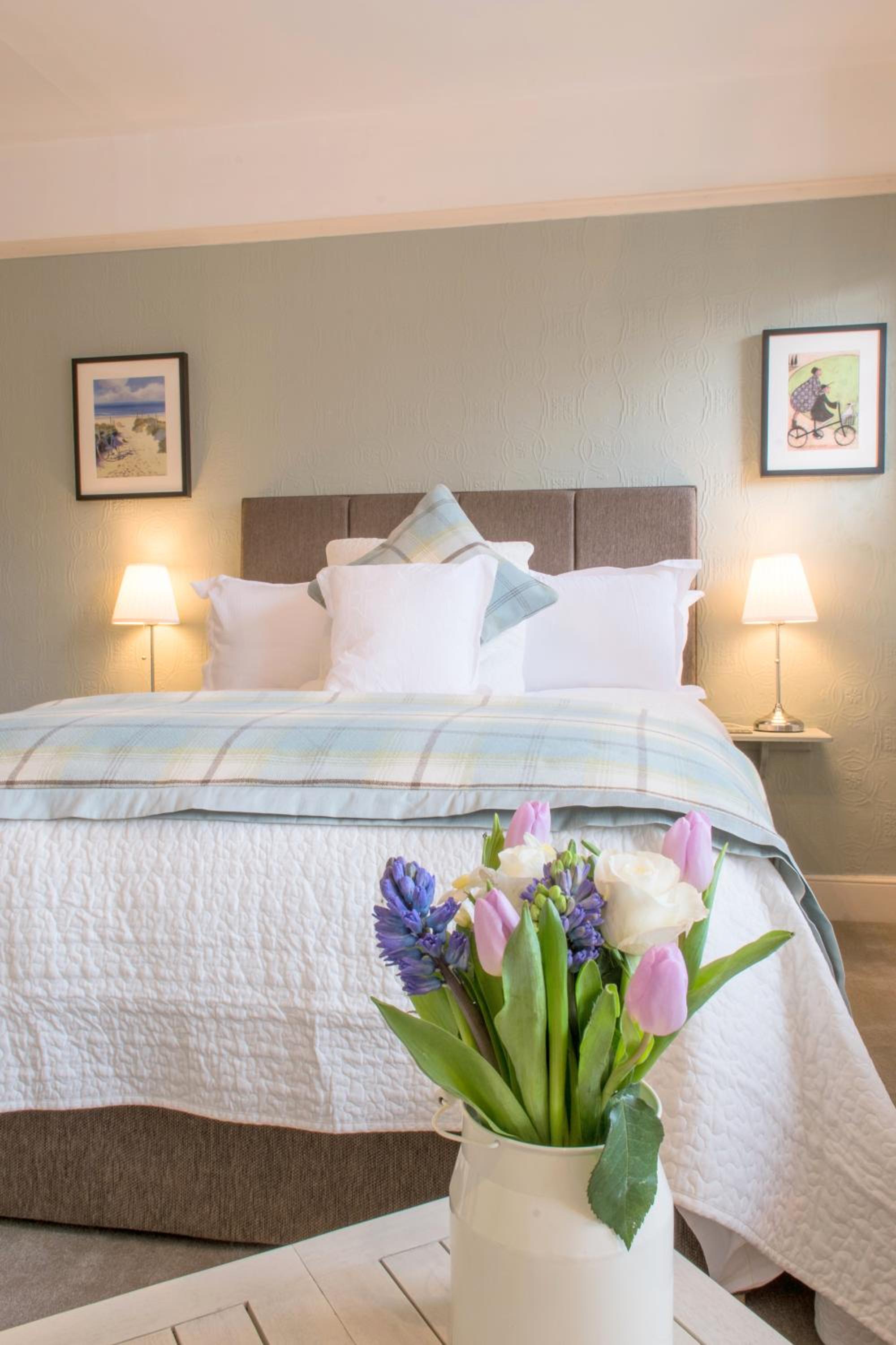 Deluxe King Room photo 3