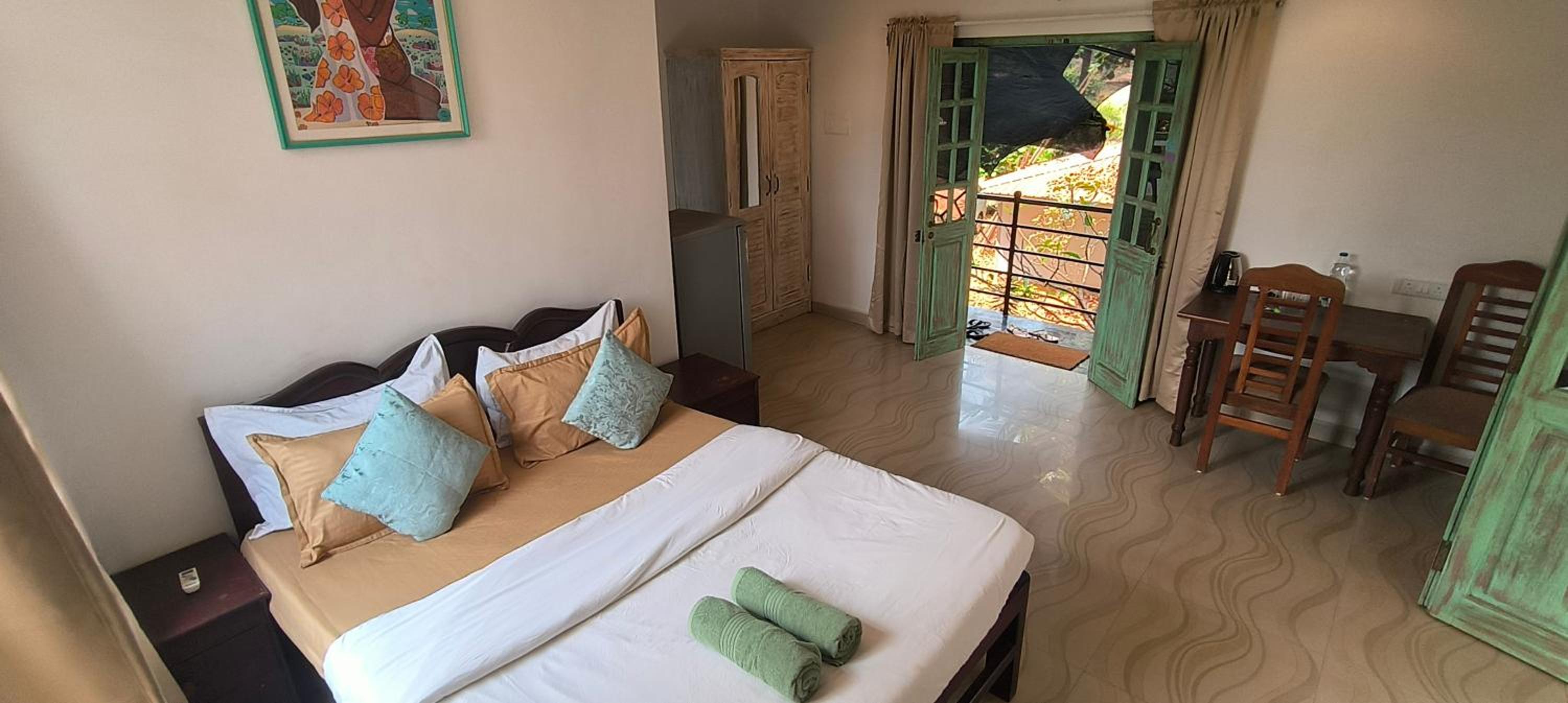 Deluxe Double Room with Balcony