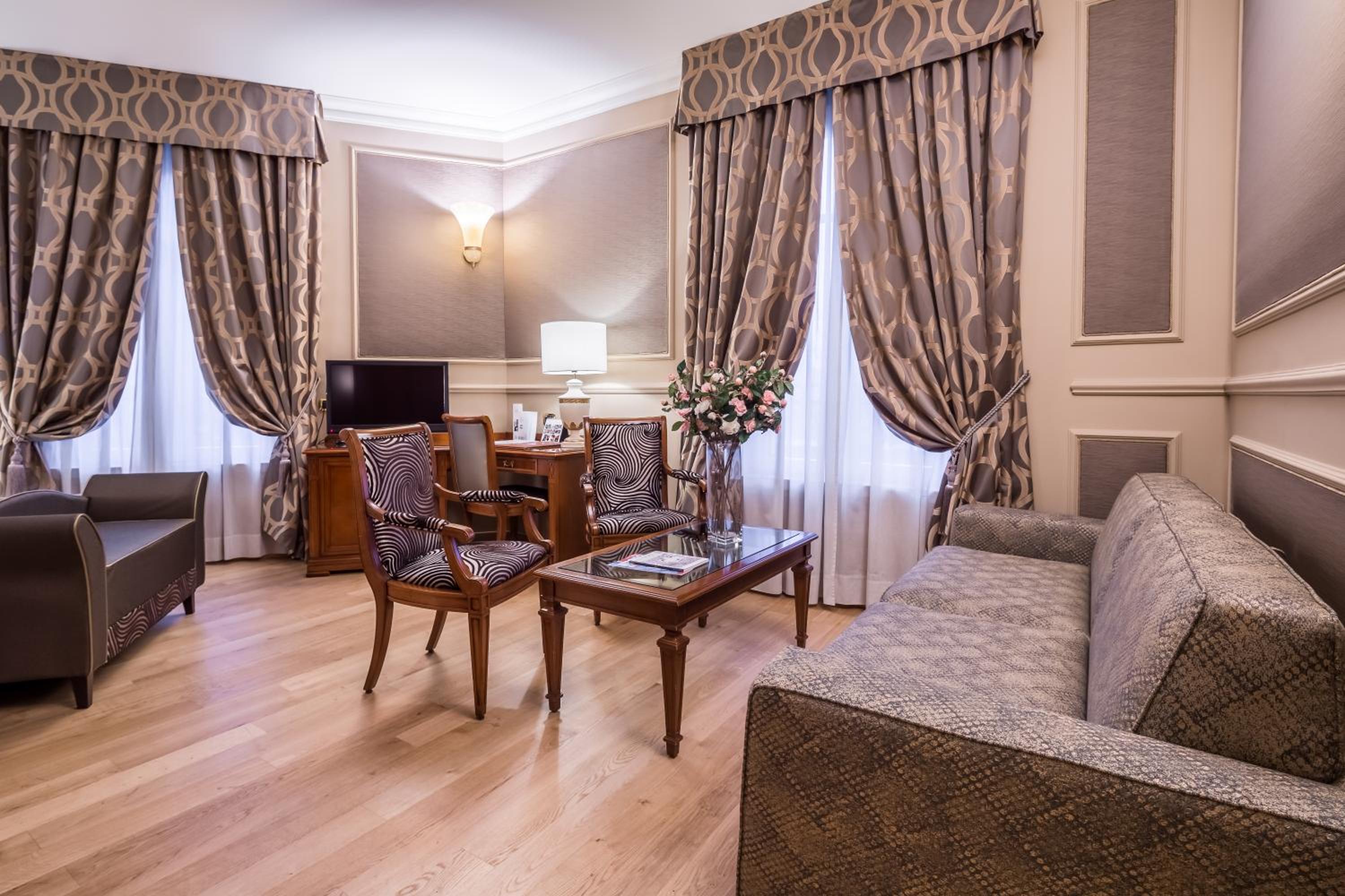 Junior Suite