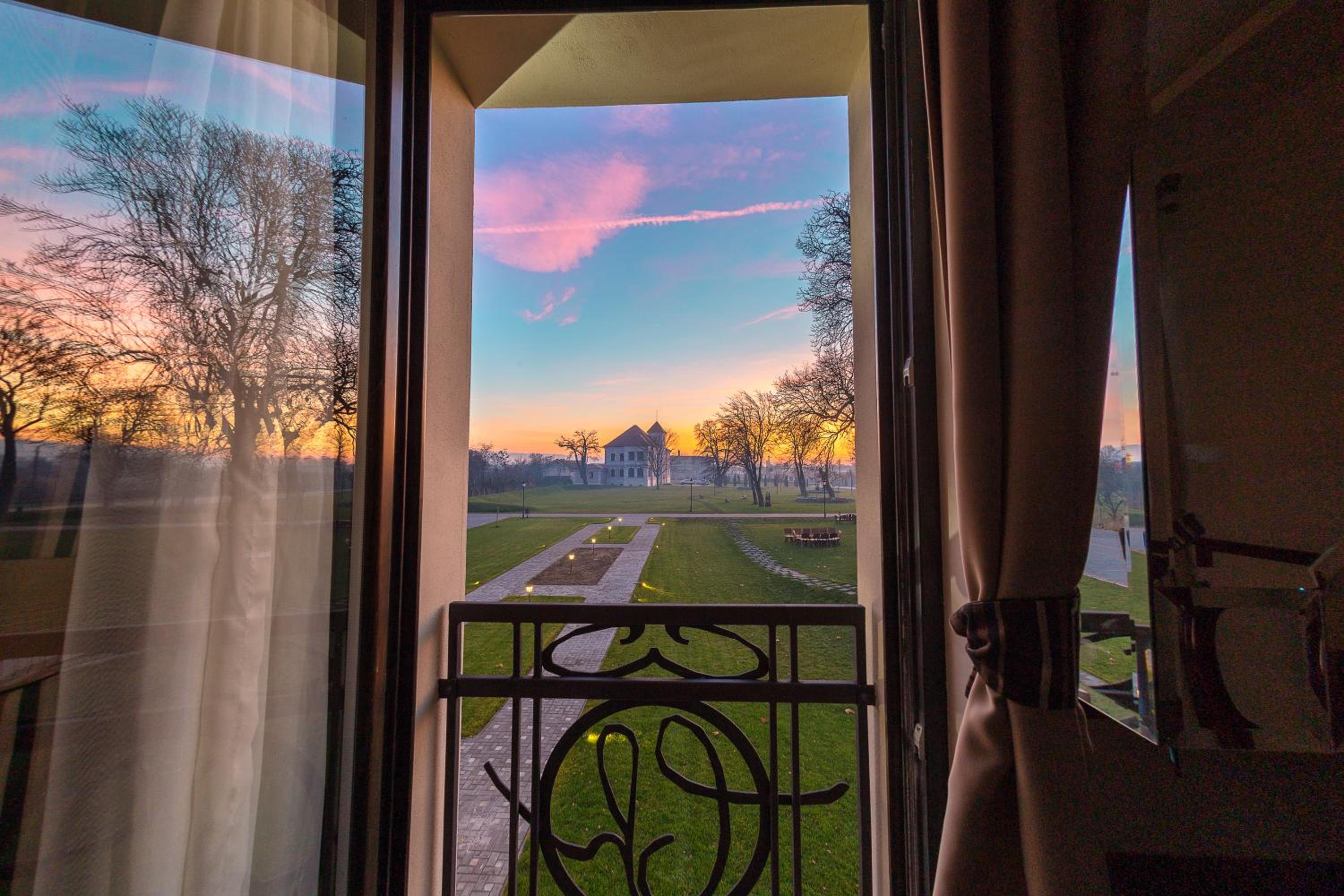 King Room with Balcony