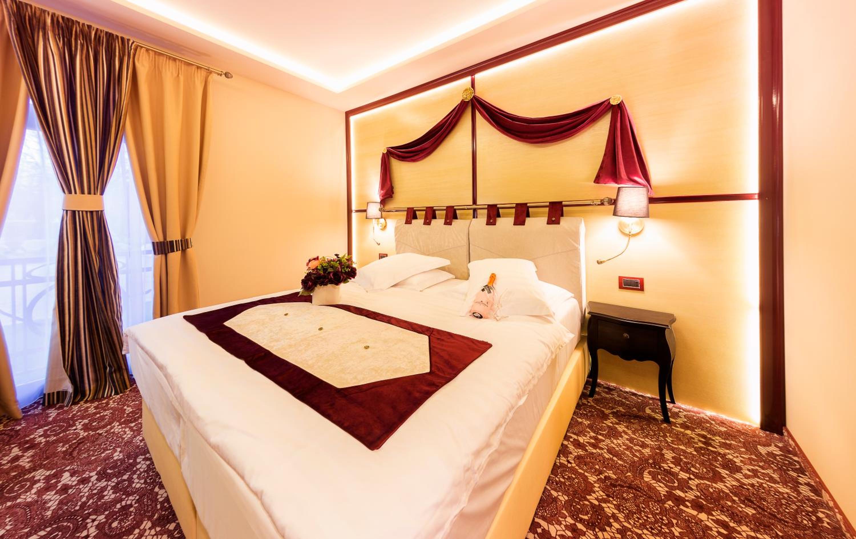 Queen Room