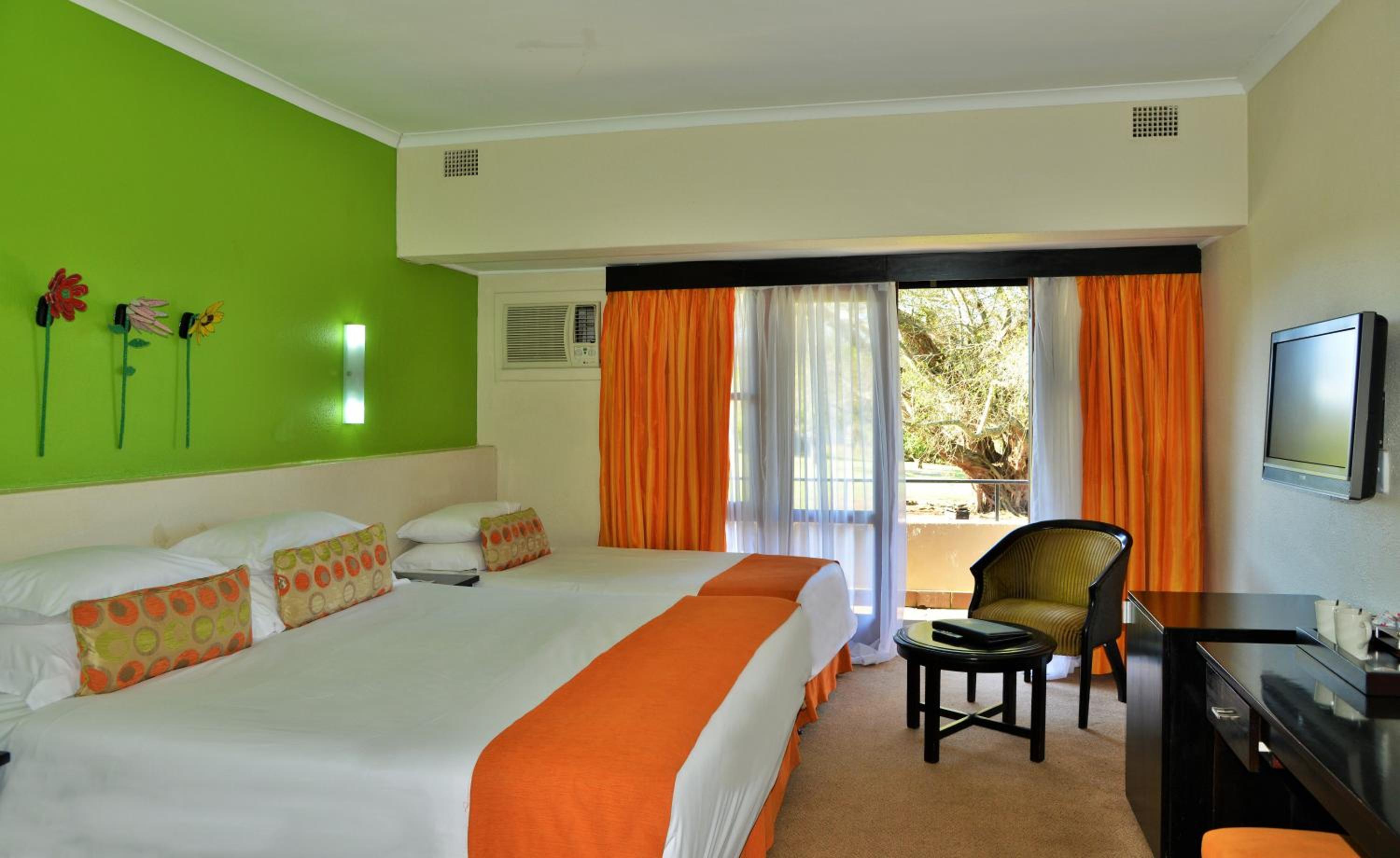 Triple Room - Photo 1