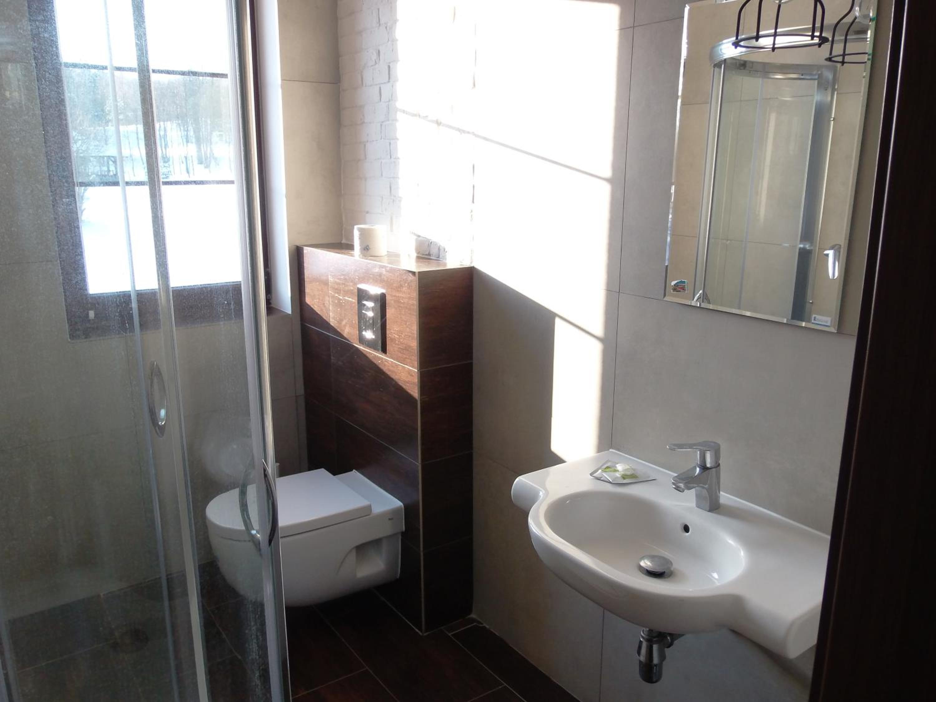 Apartment with Terrace - Photo 6
