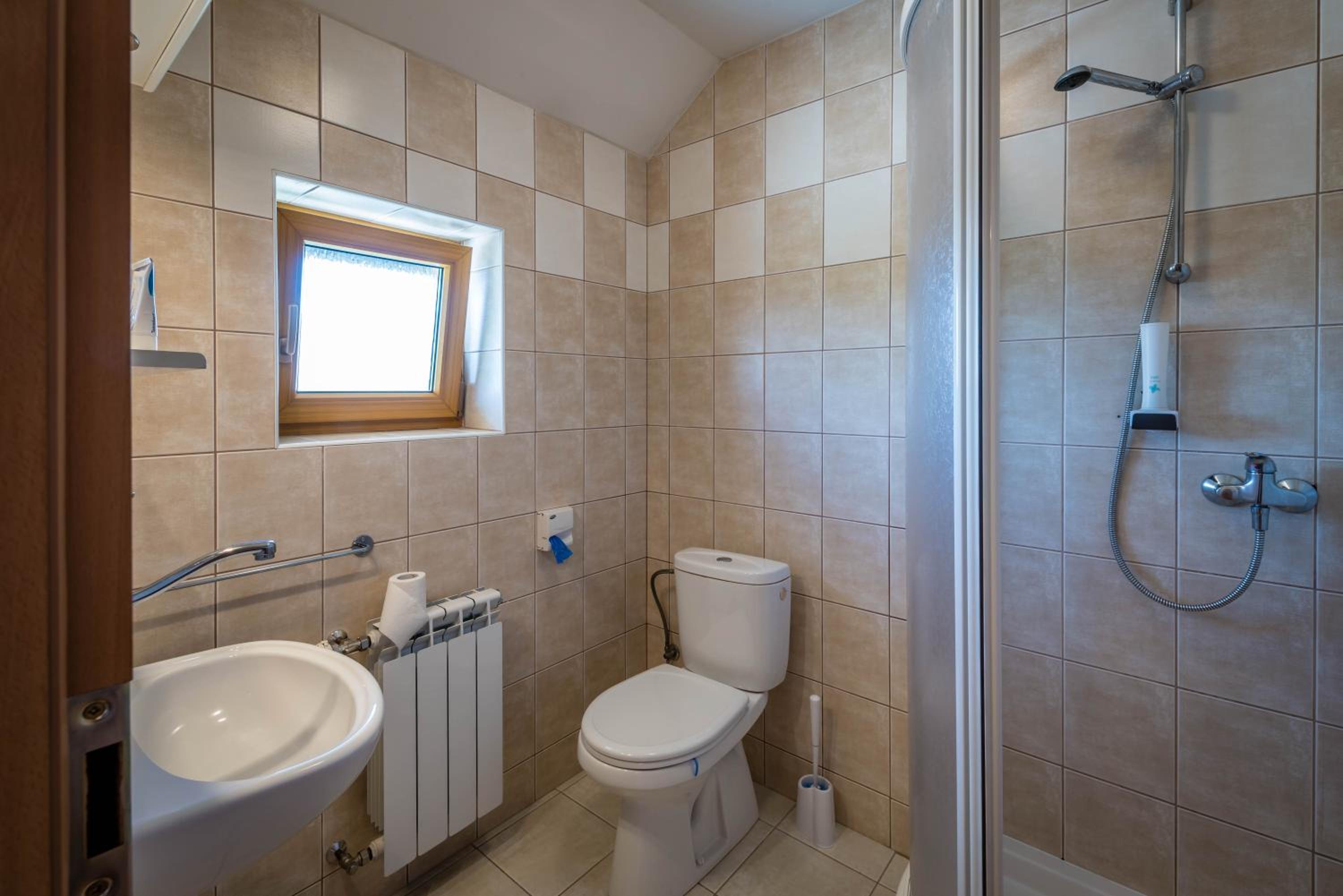 Deluxe Double Room - Photo 5