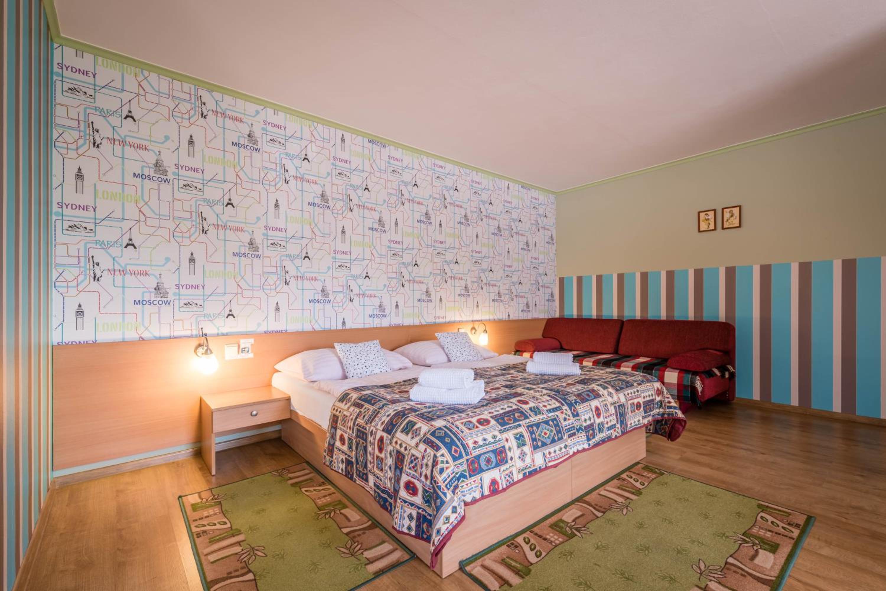 Deluxe Double Room - Photo 19