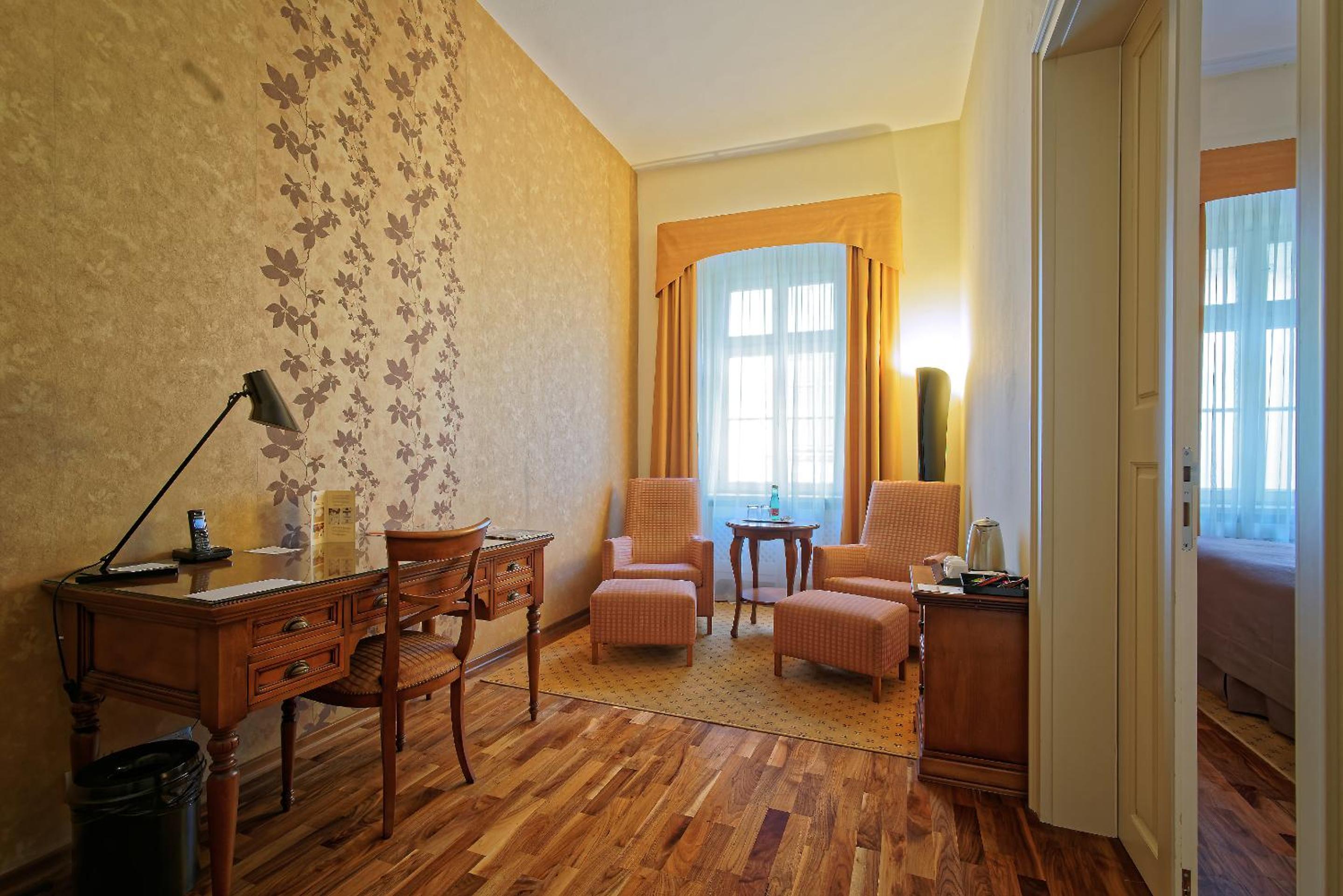 One-Bedroom Apartment - Photo 14
