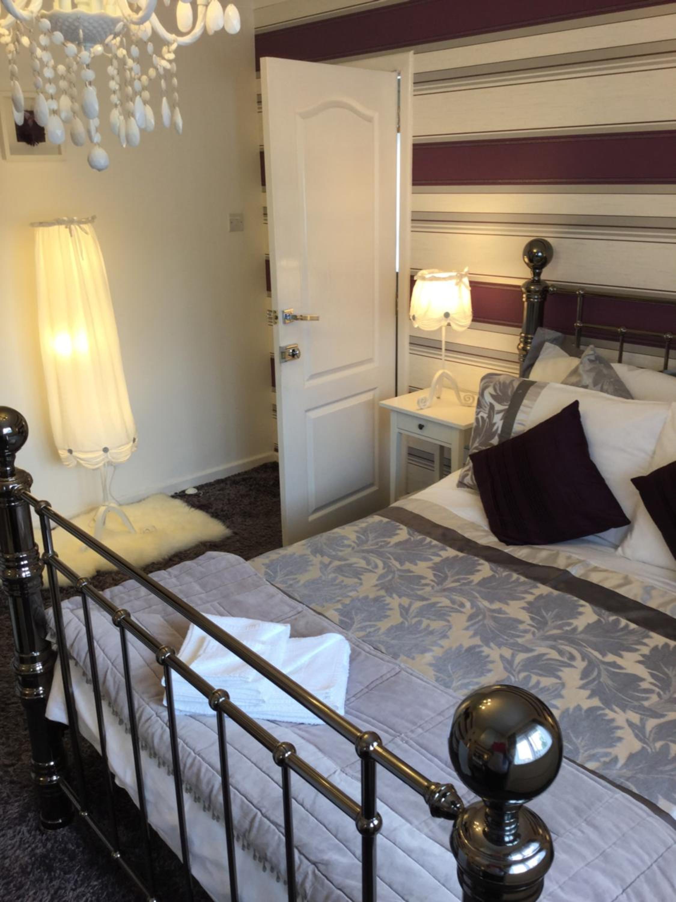 Double Room with Private Bathroom photo 2