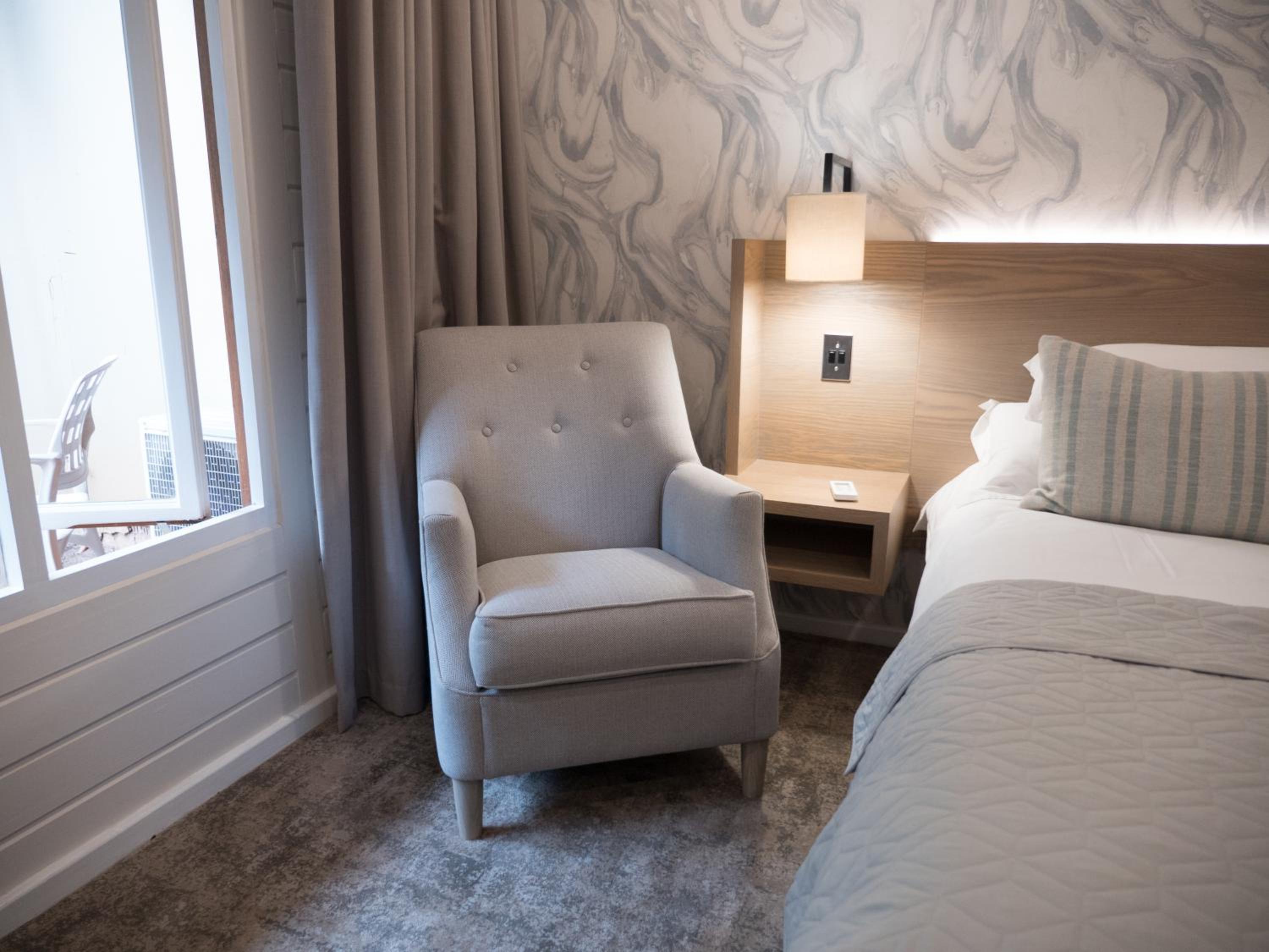 Deluxe Double Room with Sea View - Photo 7