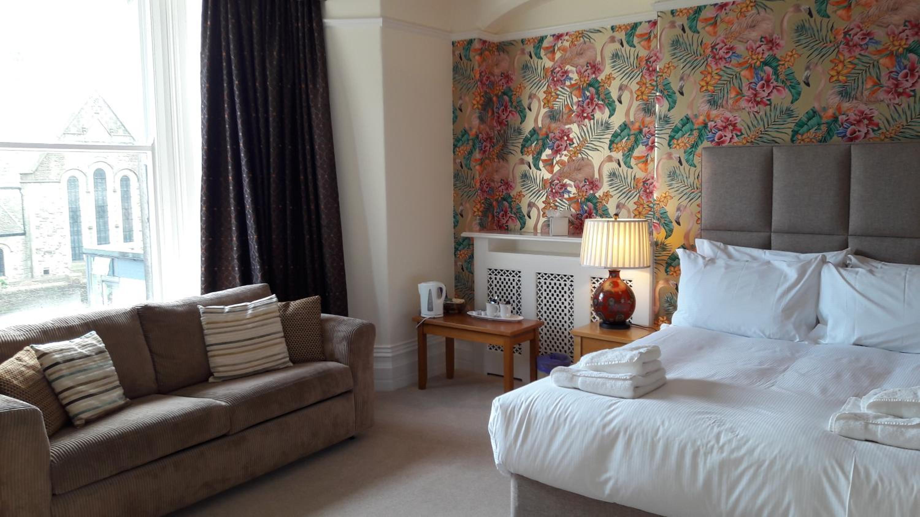 Executive Queen Room