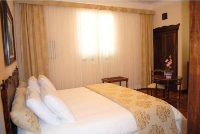 Suite (2 Adults) - Photo 6