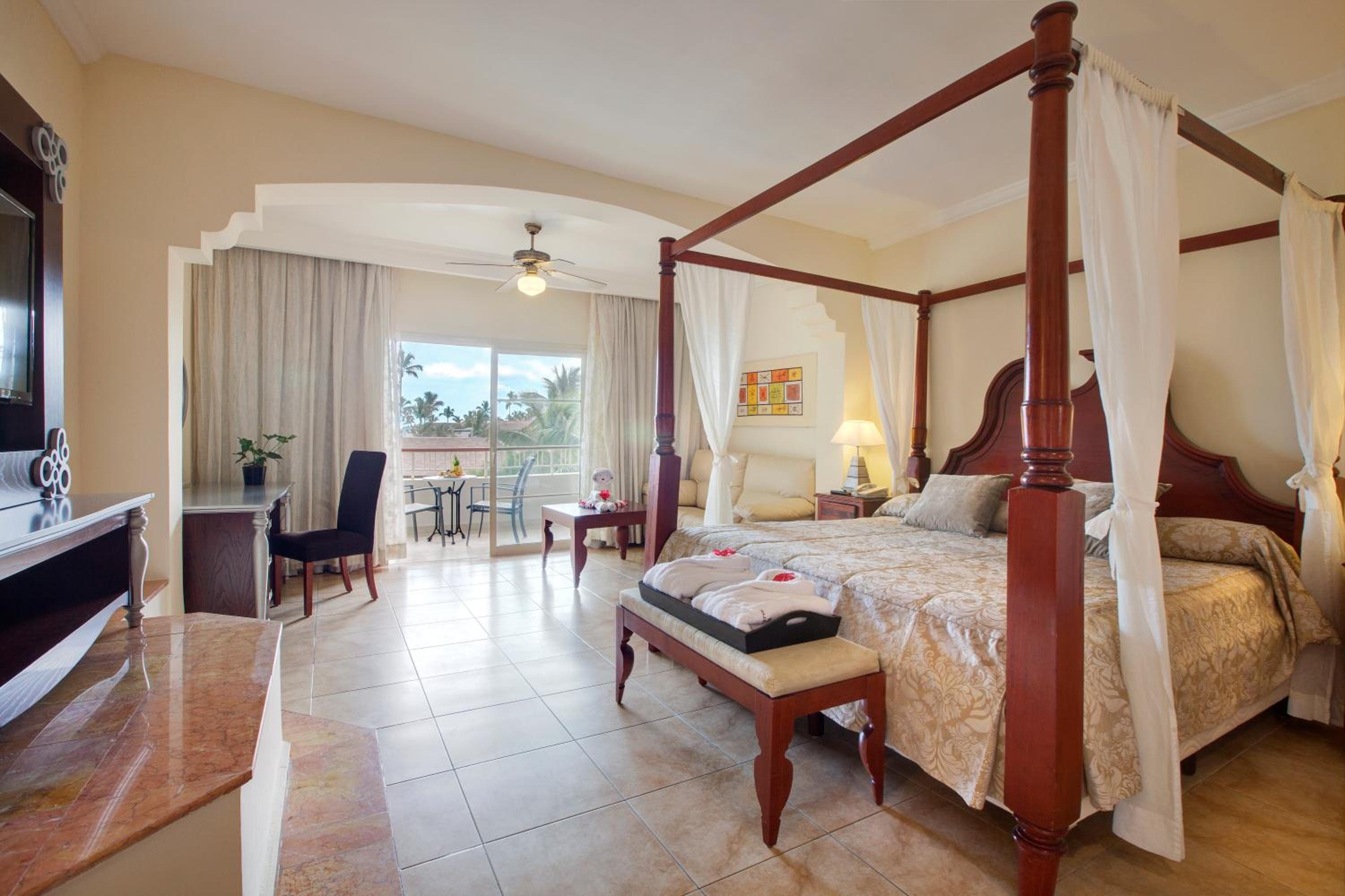 Junior Suite with jacuzzi - Free WiFi photo 2