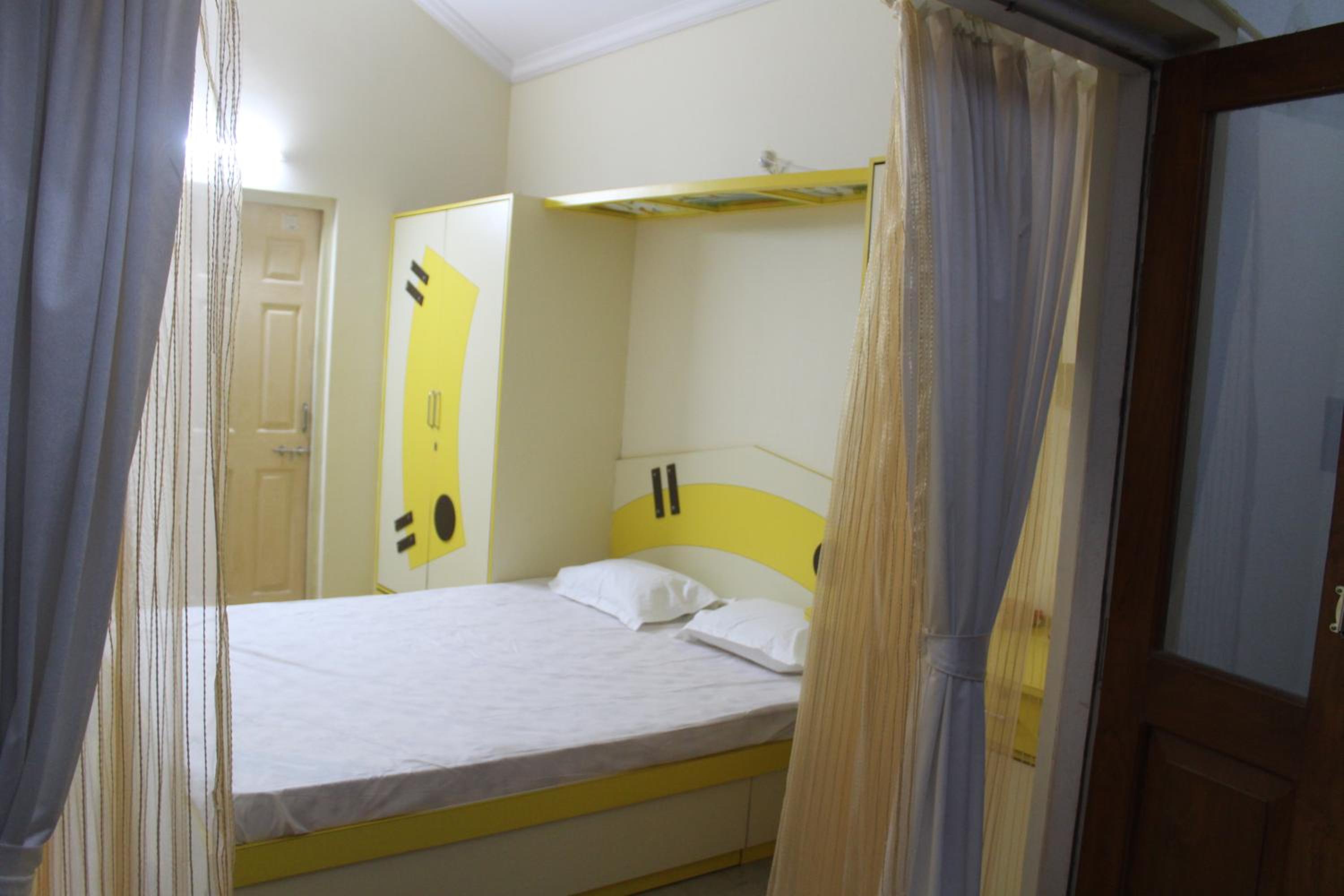 Deluxe Room - Photo 1