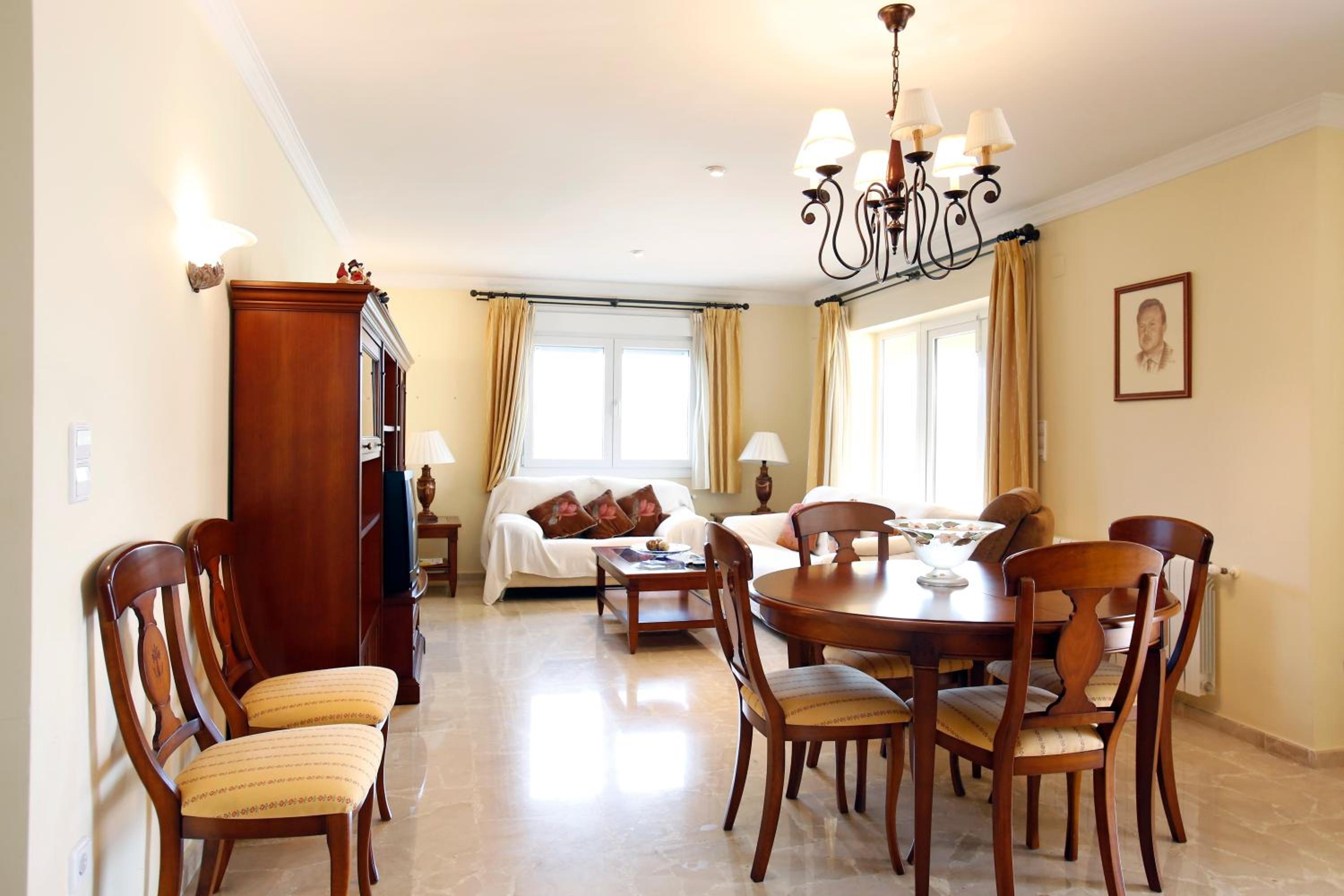 Casa de cuatro habitaciones