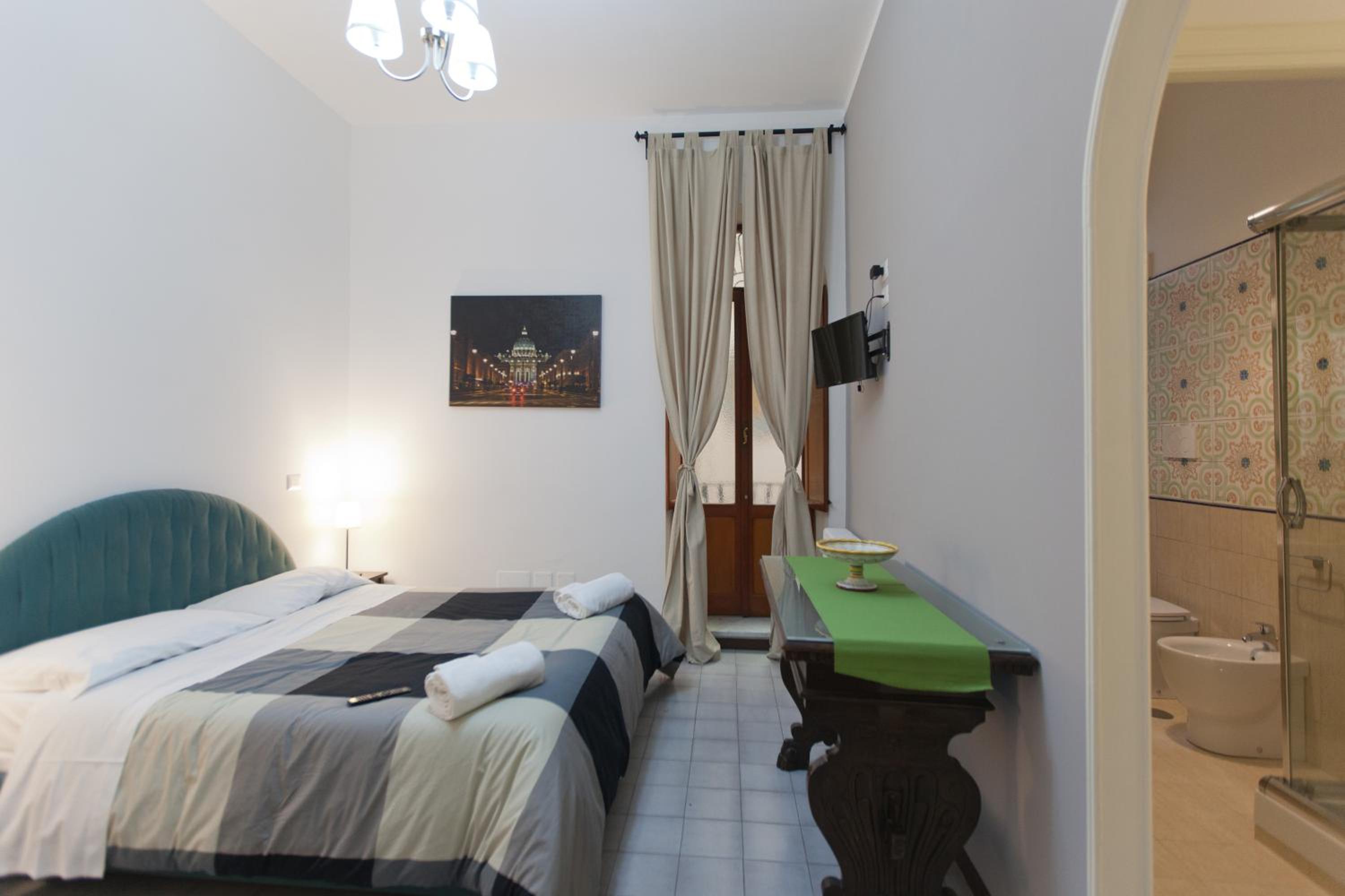 Double Room photo 3