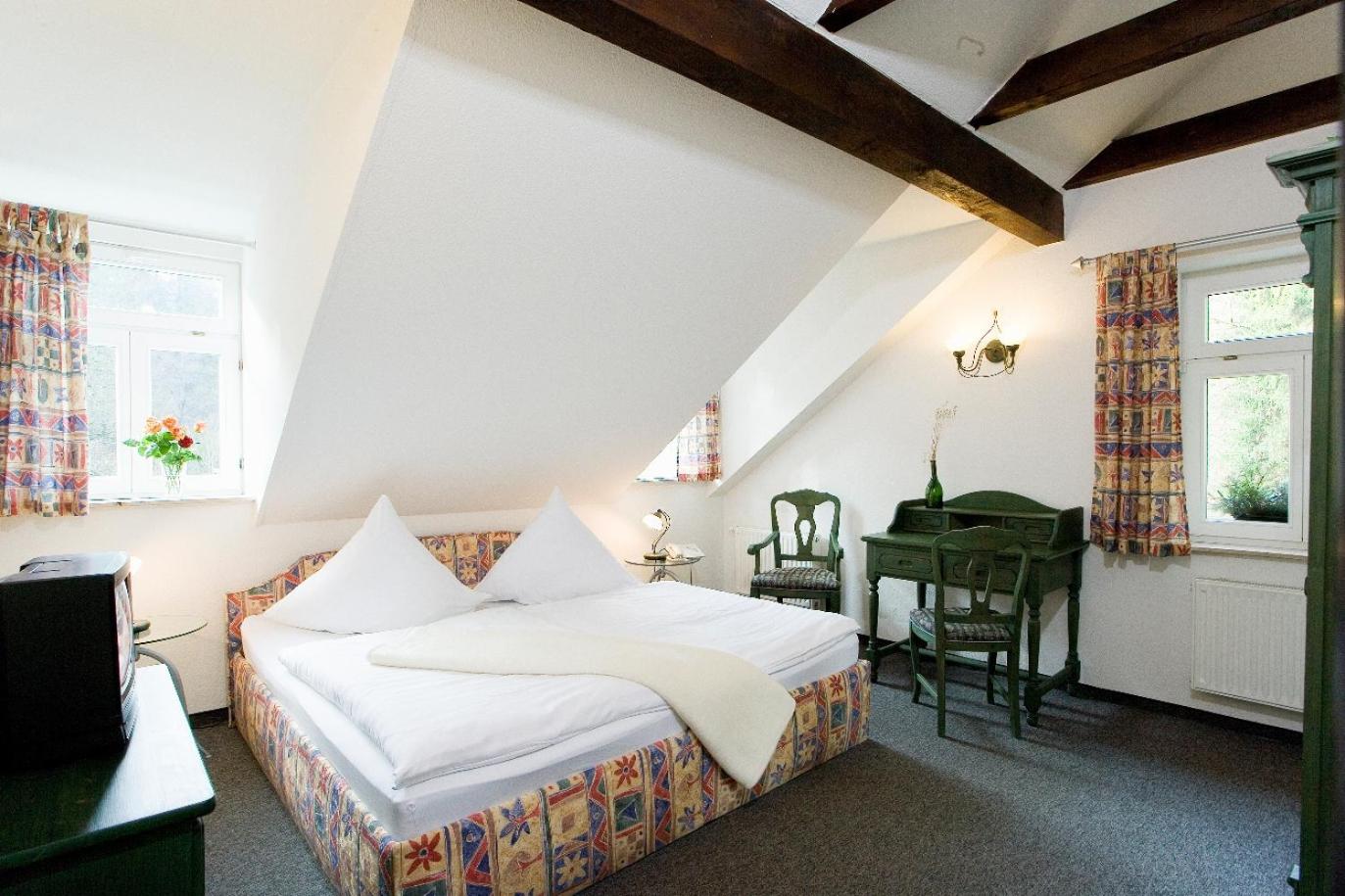 Double Room - Photo 2