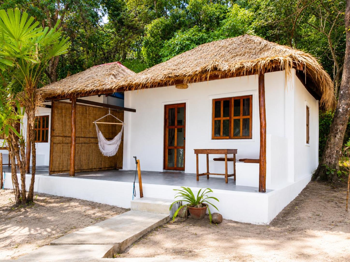 Superior Bungalow photo 2