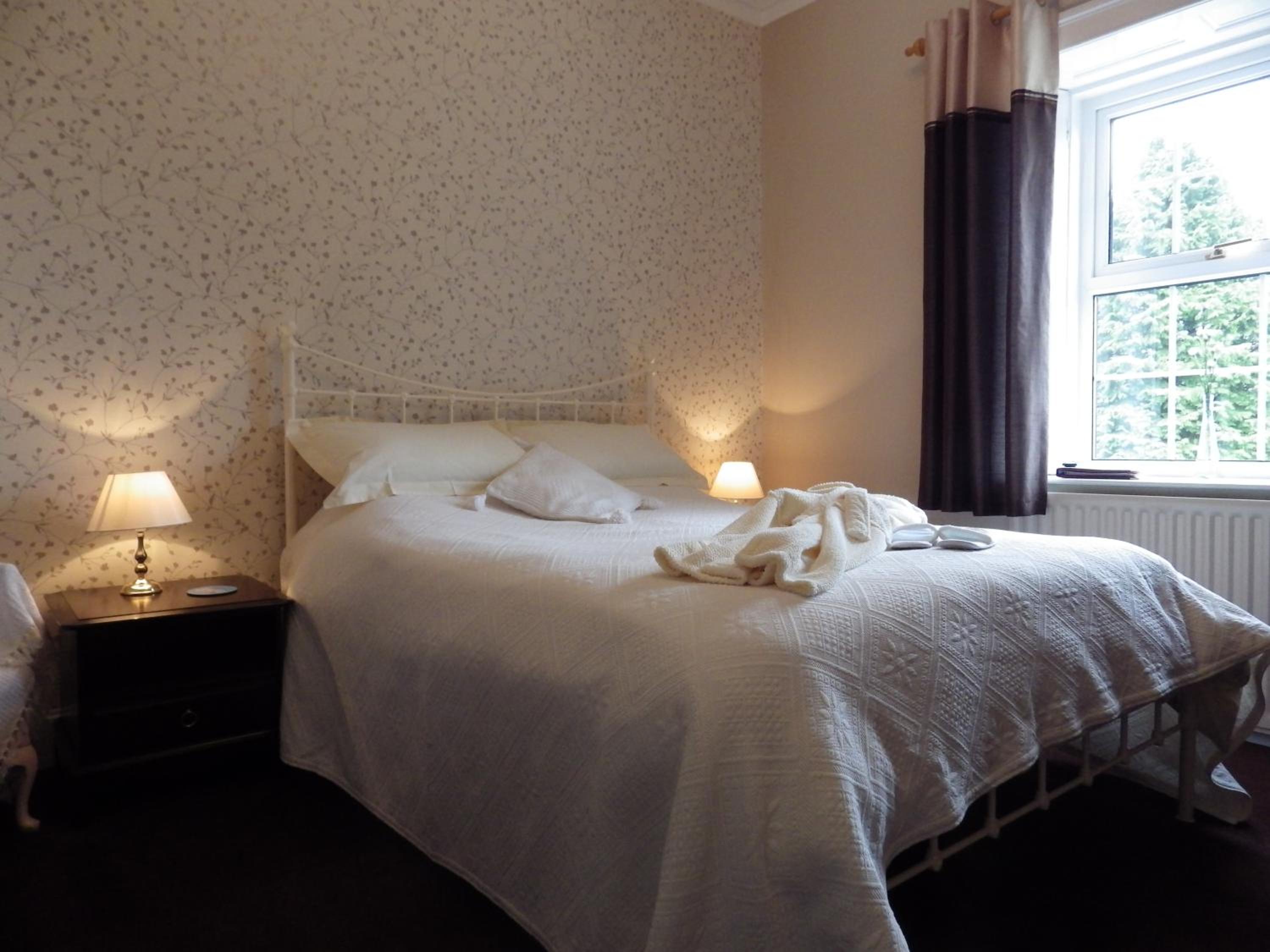 Double Room with Private Bathroom photo 3