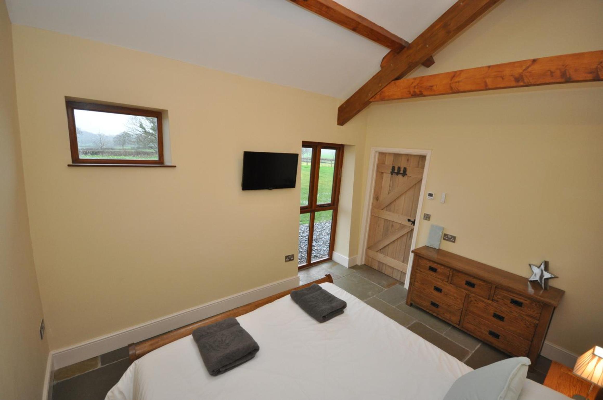 One-Bedroom House photo 2
