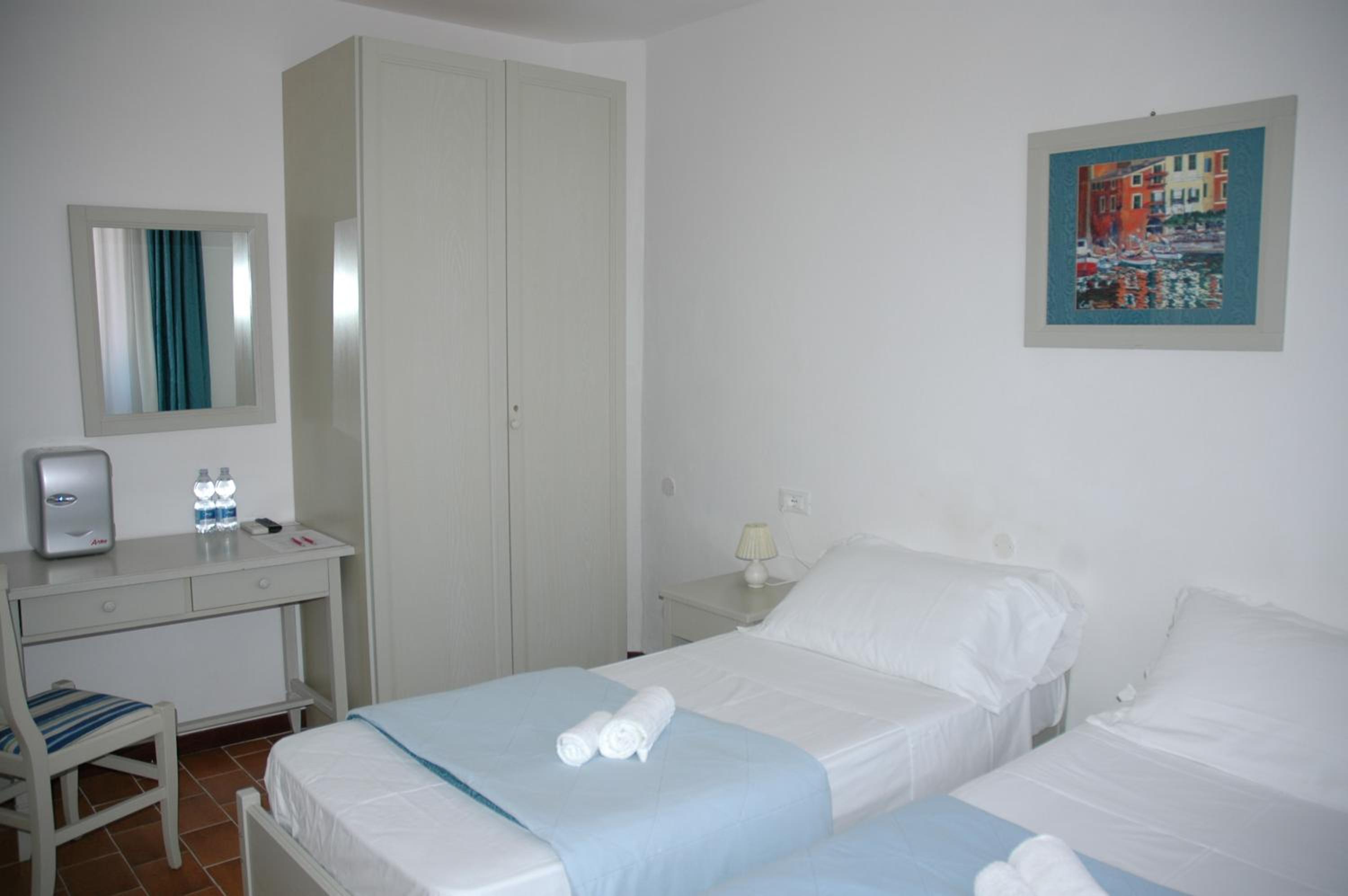 Double Room - Photo 4