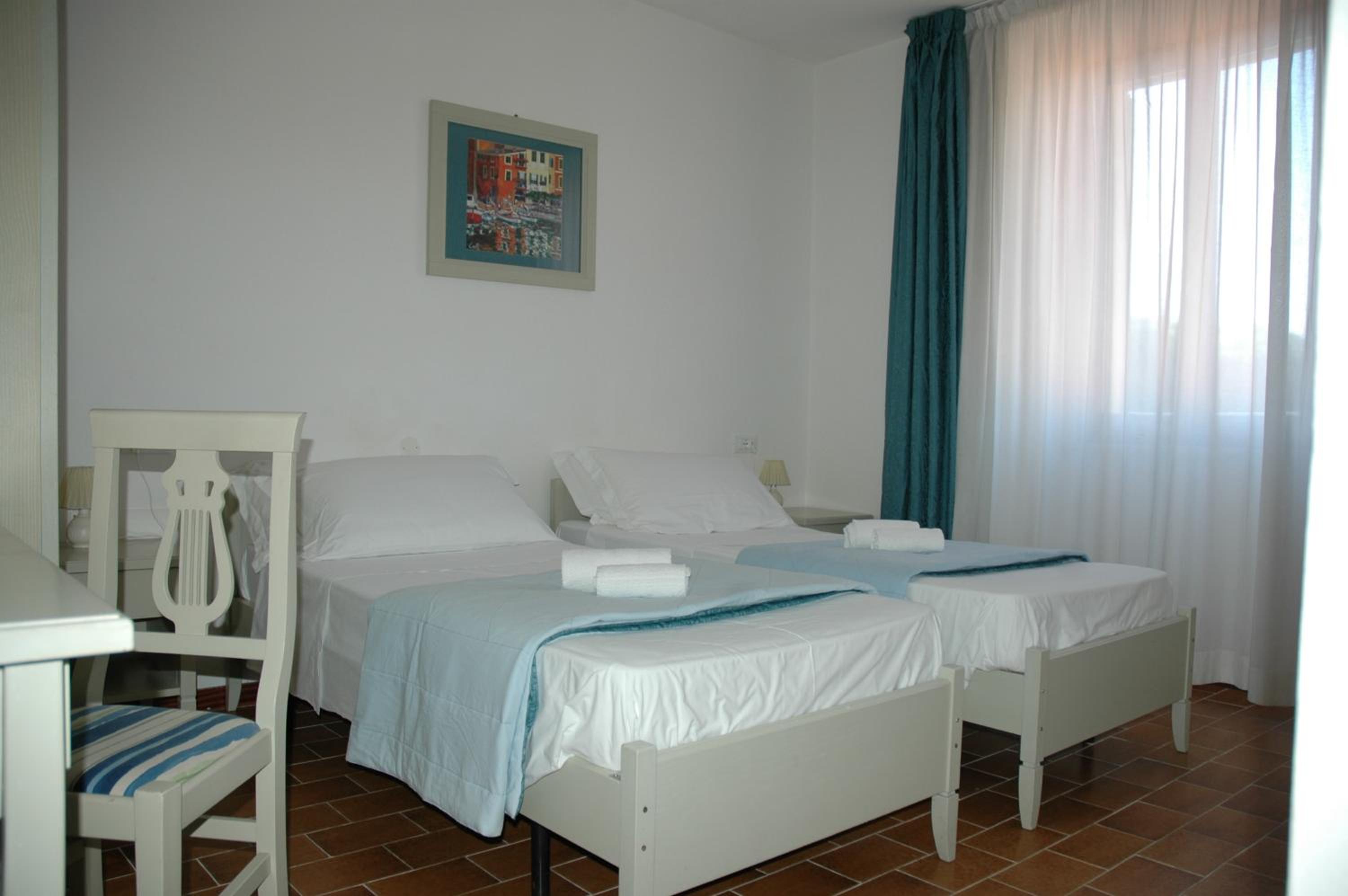 Double Room - Photo 13