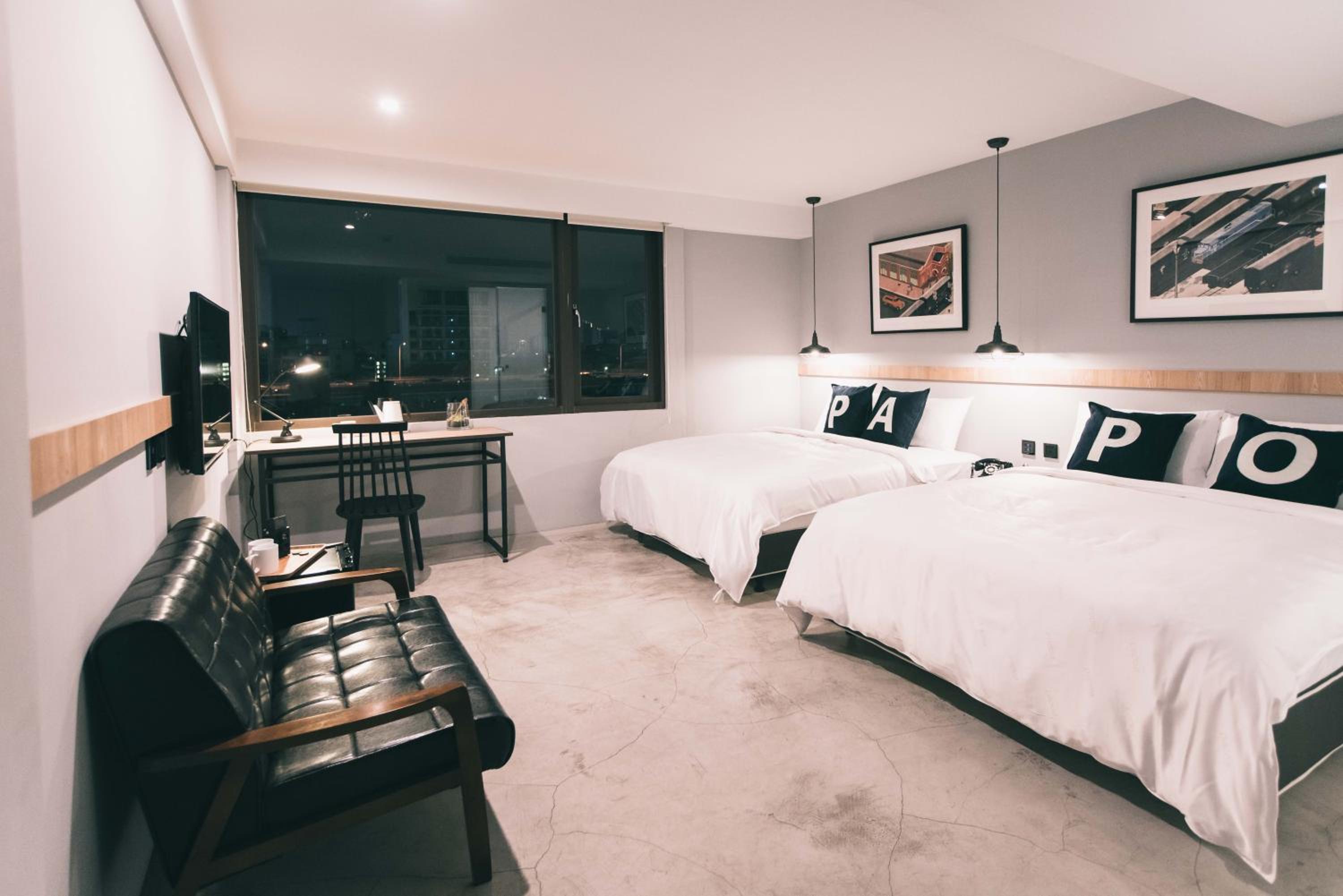 Deluxe Quadruple Room photo 2