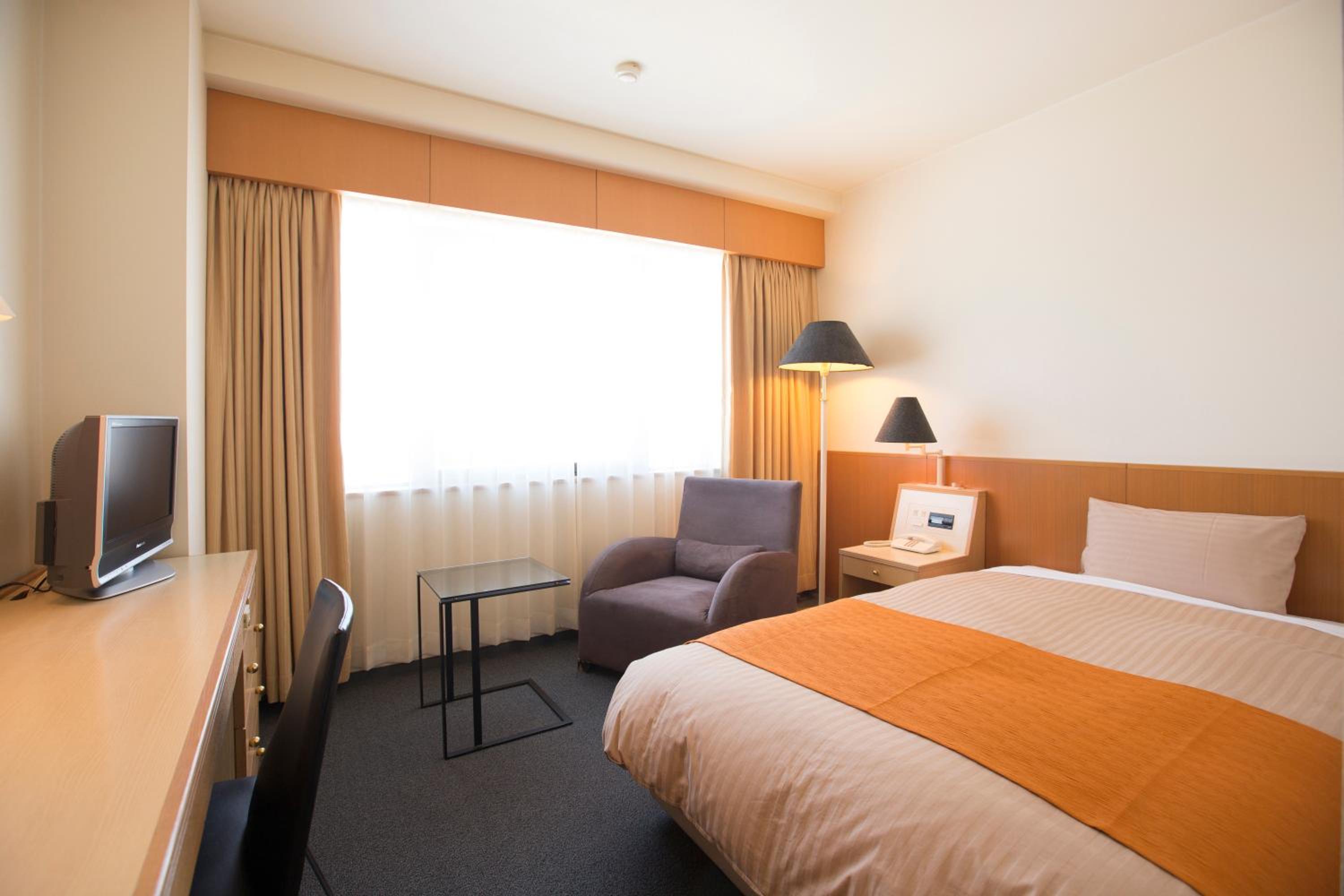 Standard Single Room - Smoking