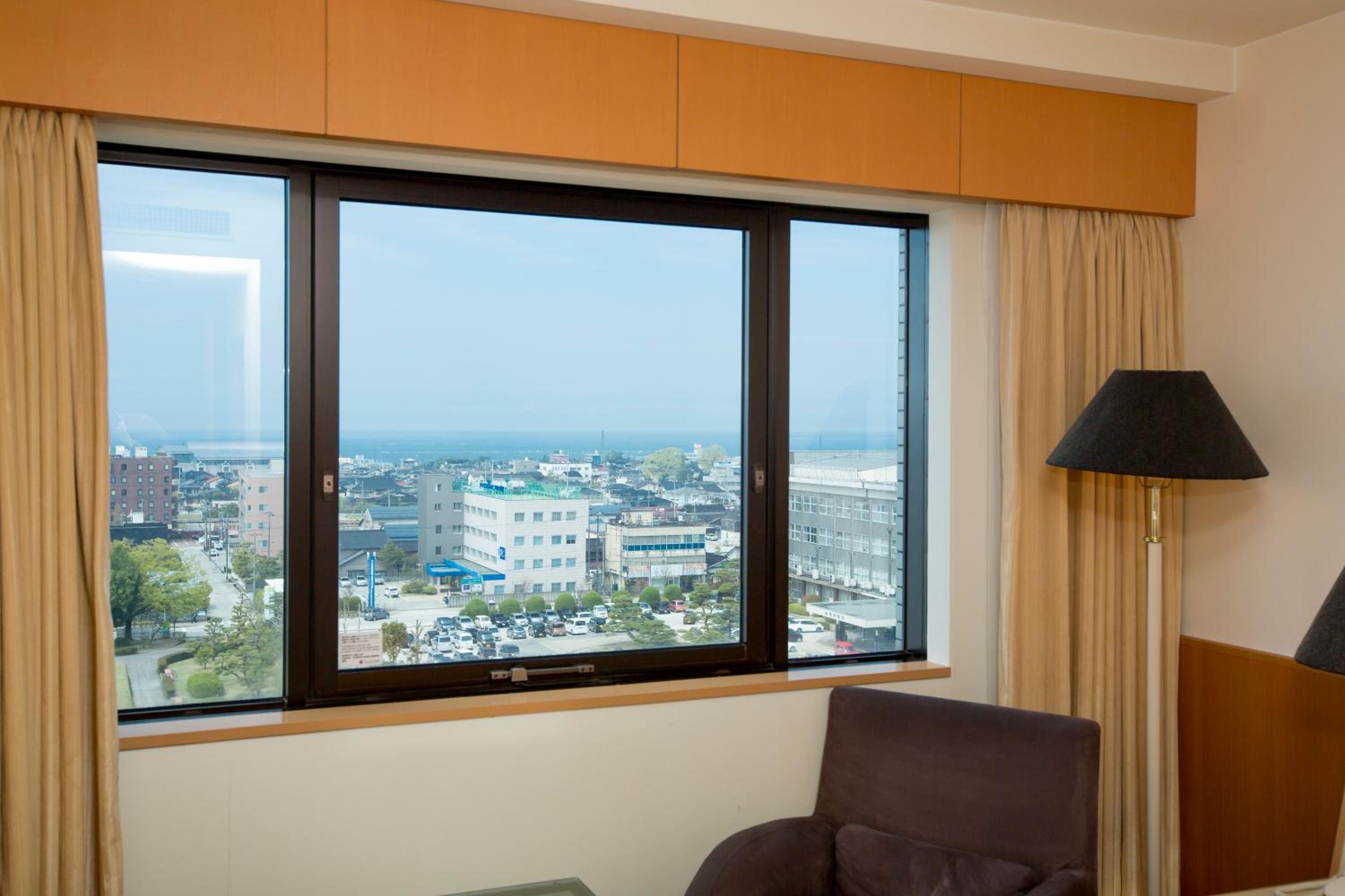 Standard Single Room - Smoking photo 3