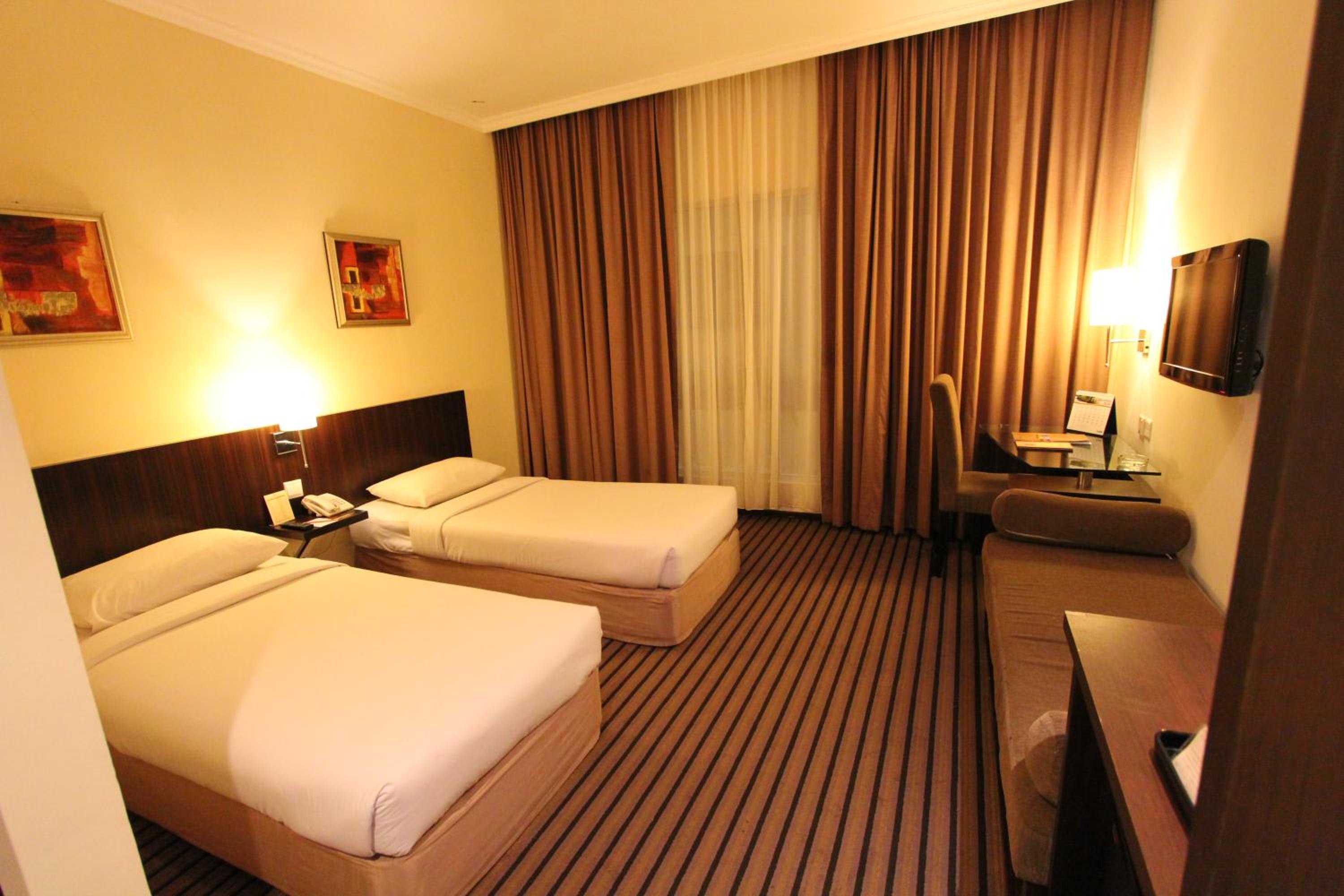 Superior Twin Room - Photo 4