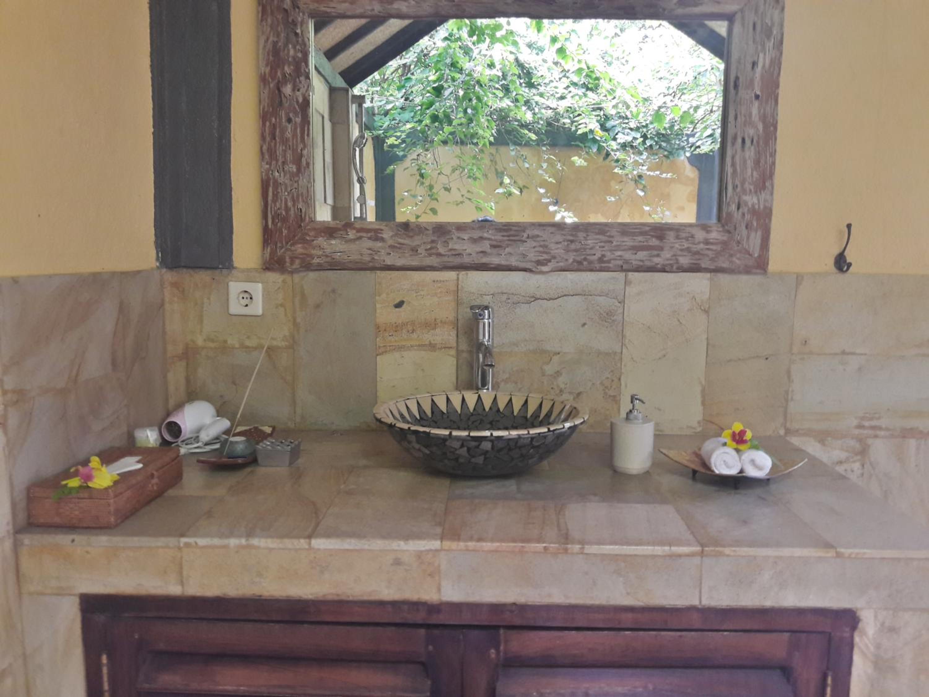 Bungalow with Fan photo 3