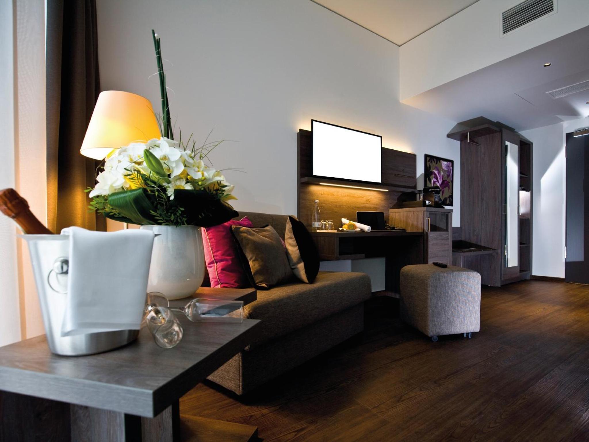 Premium Triple Room - Photo 1
