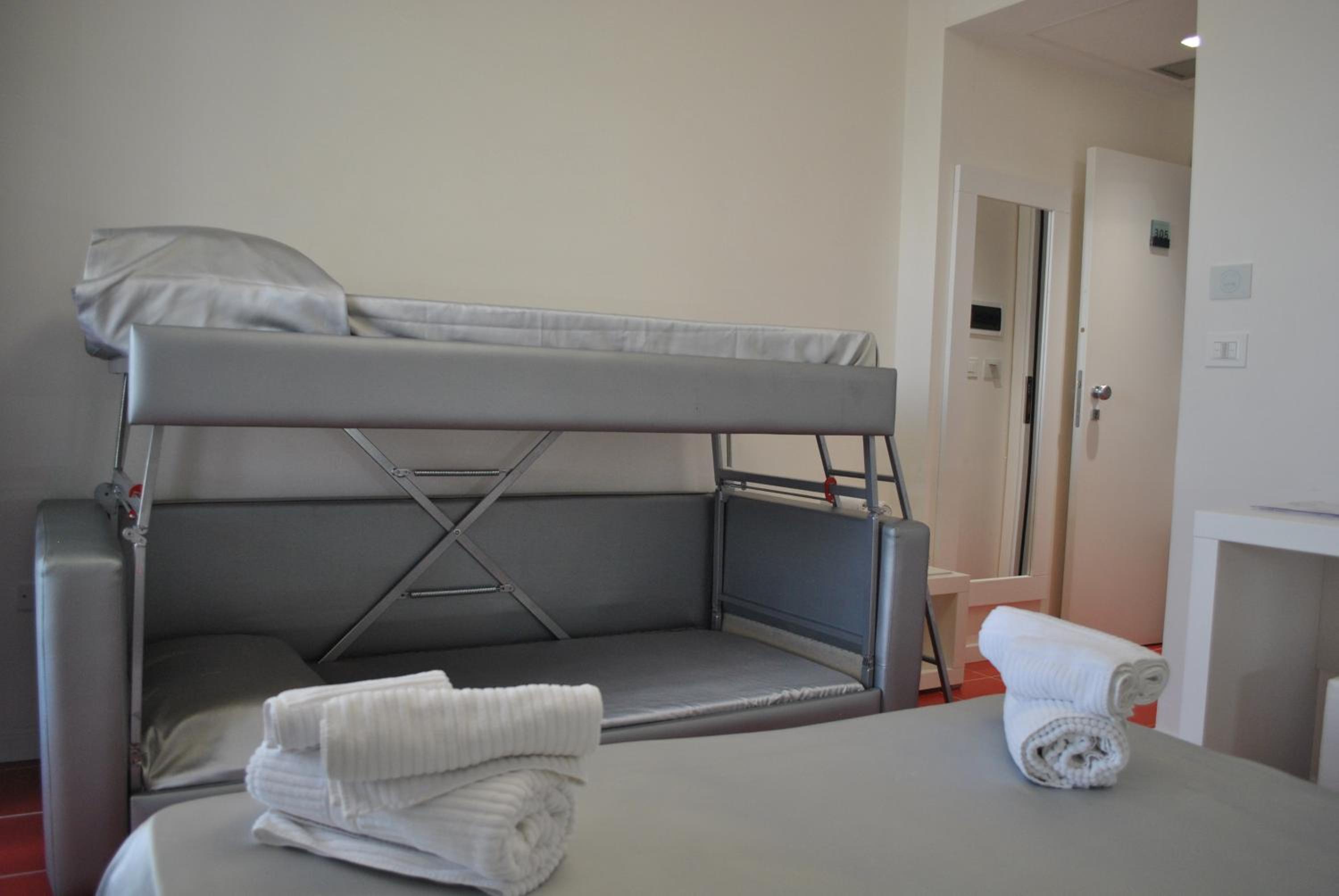 Quadruple Room with Sea View