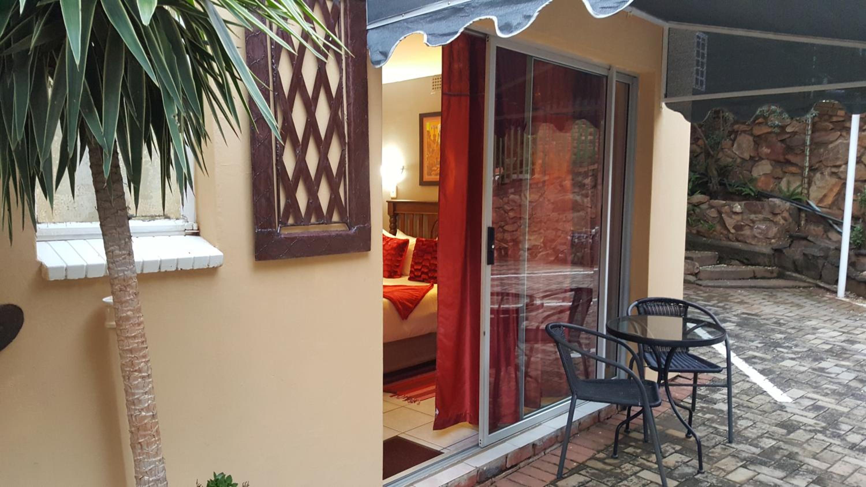 Double Room - Photo 14