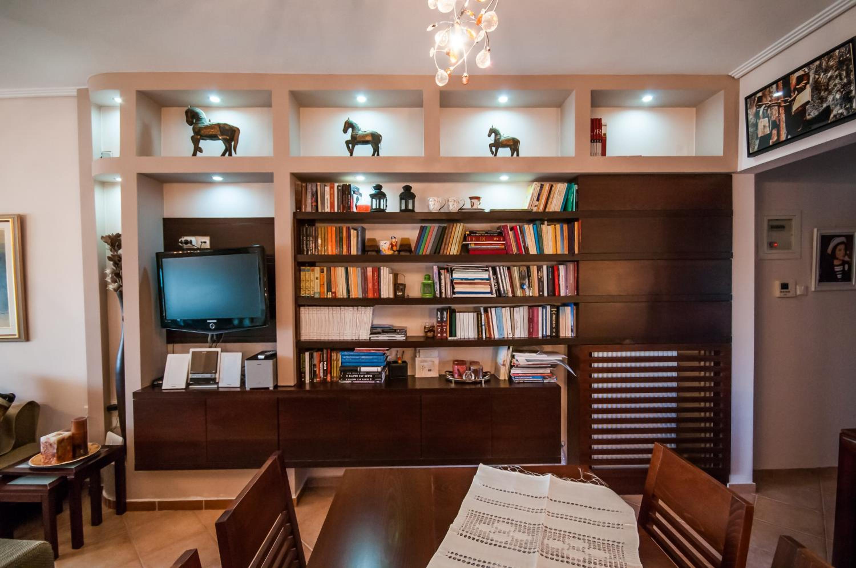 Two-Bedroom House - Photo 16