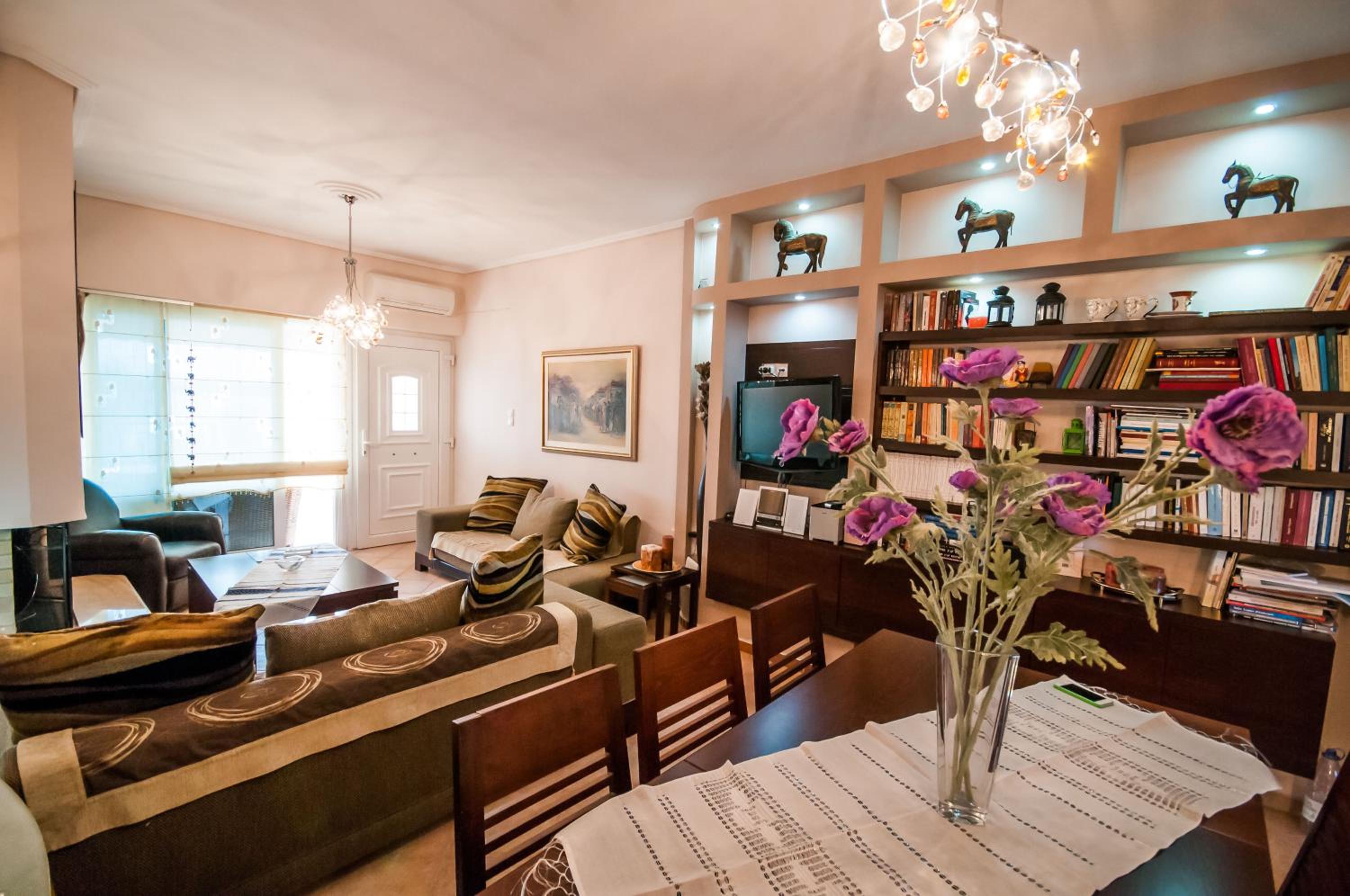 Two-Bedroom House - Photo 15