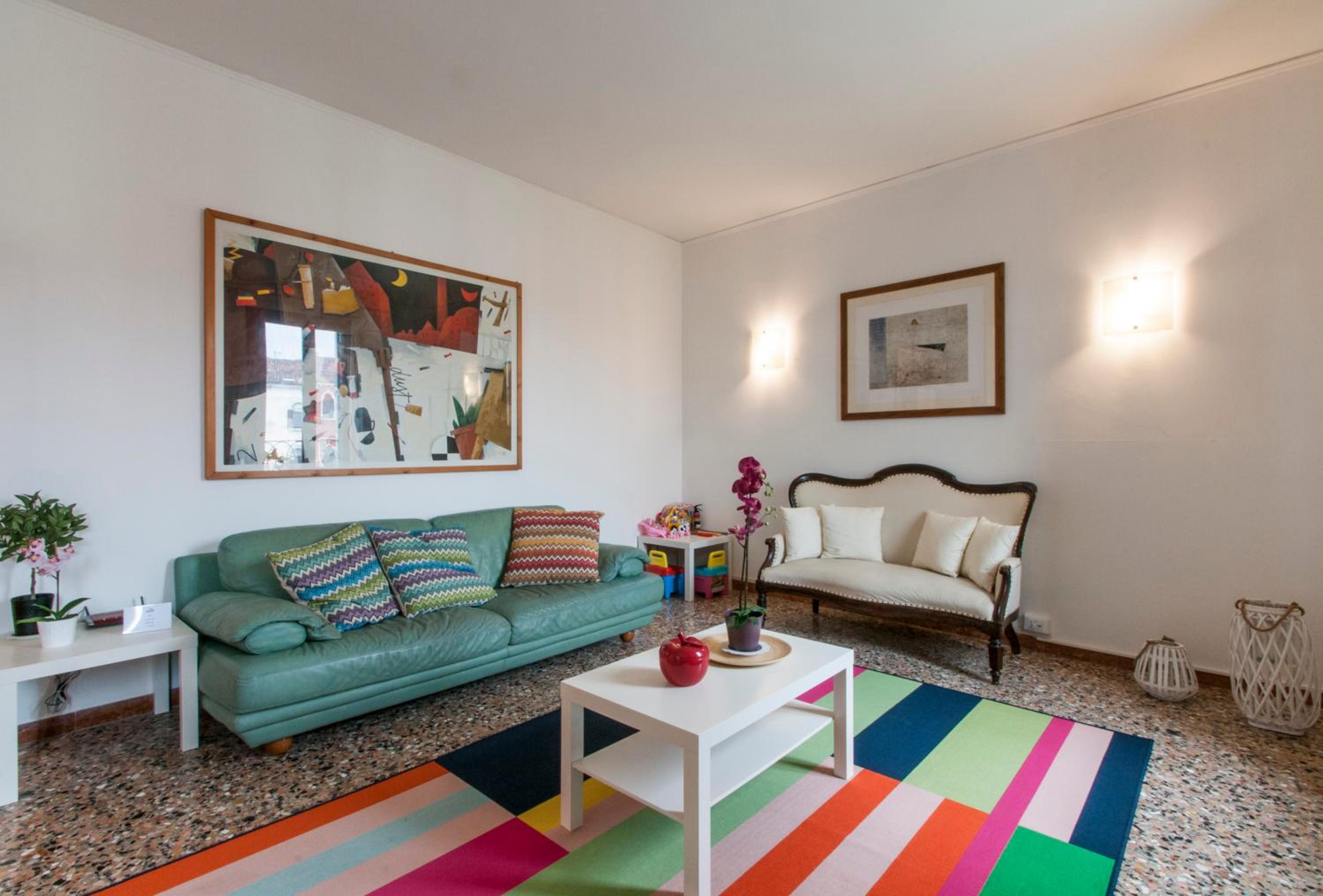 Apartment with Canal View photo 2