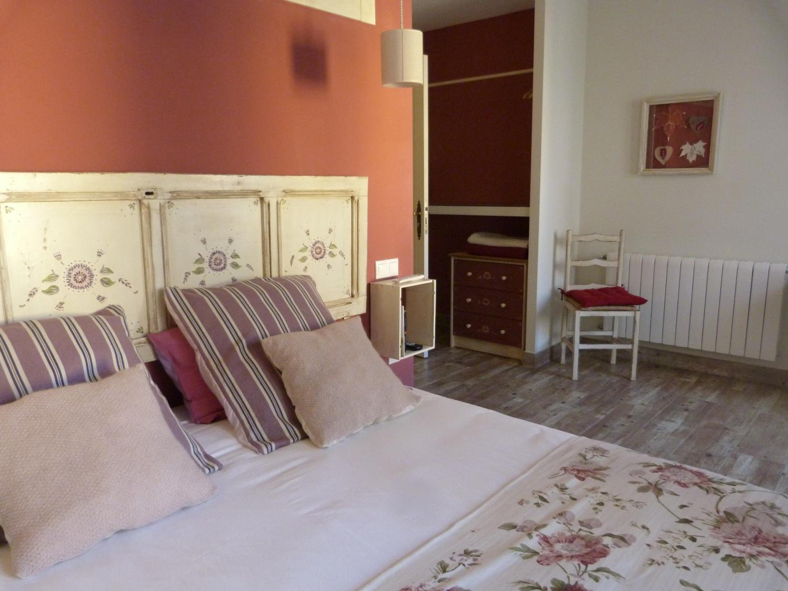 Double Room - Photo 7