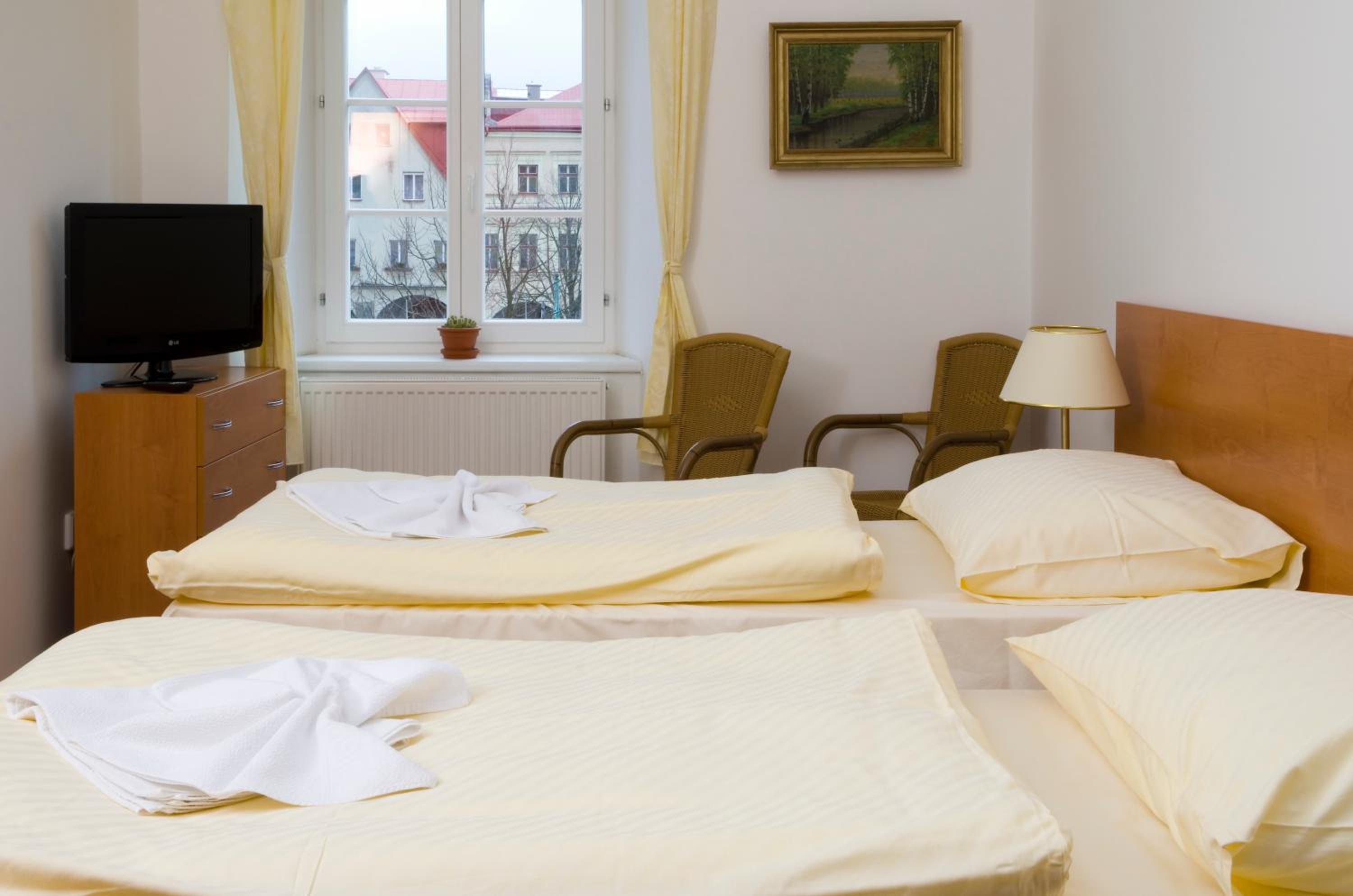 Double or Twin Room photo 3
