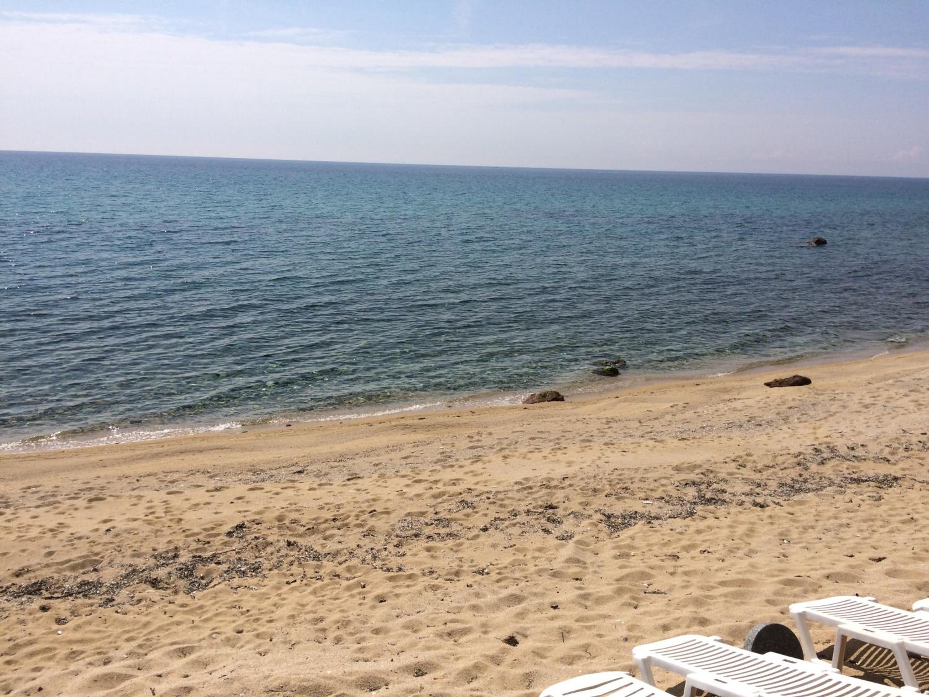 Bungalow with Sea View - Photo 4
