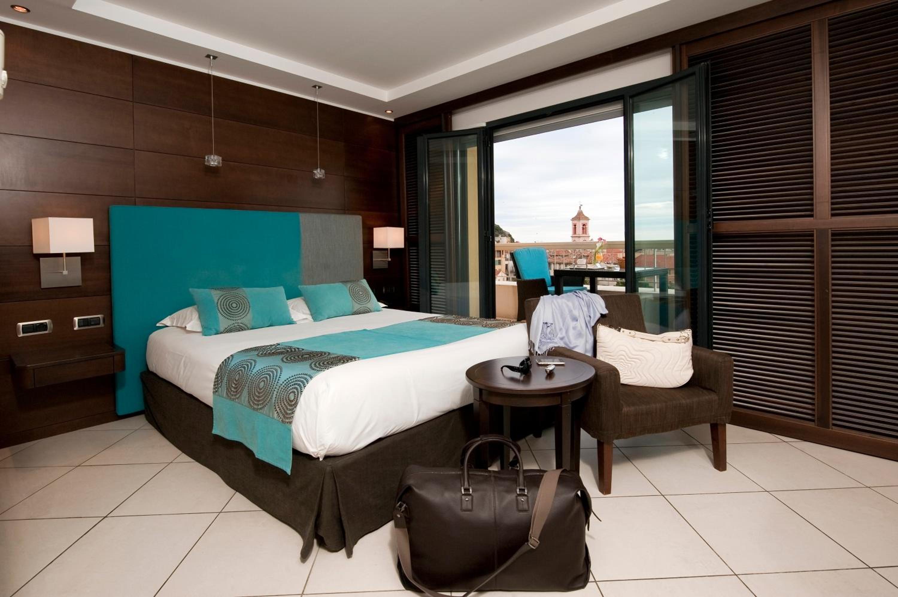 Deluxe Double or Twin Room with Terrace and Park View - Photo 1