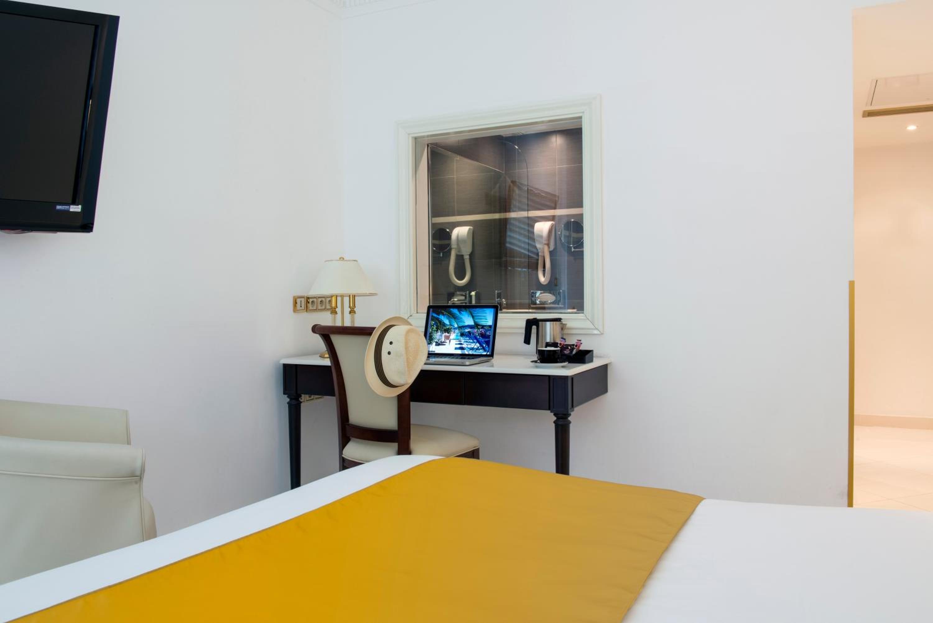 Comfort Double or Twin Room - Photo 3