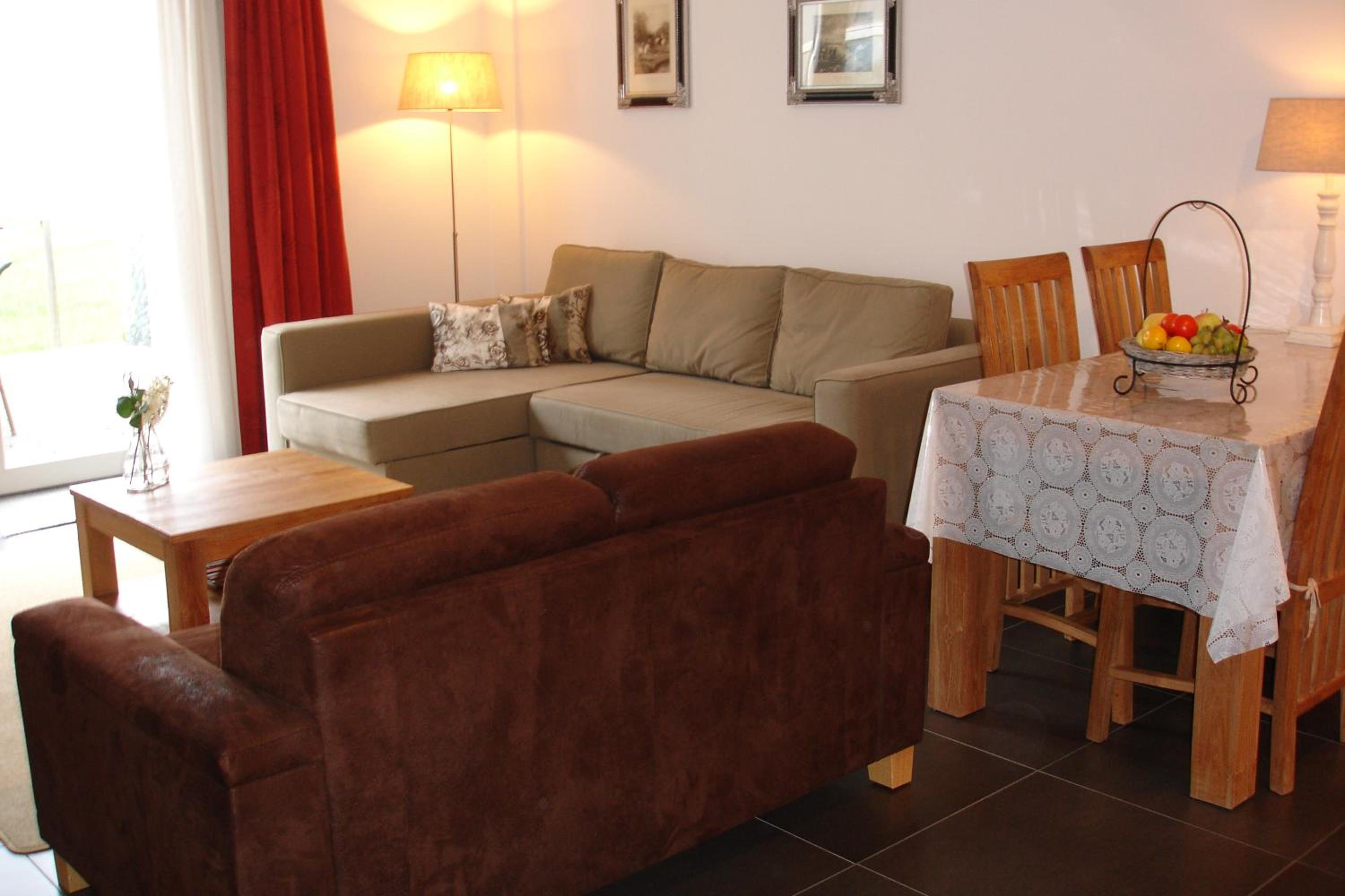 One-Bedroom Apartment photo 3