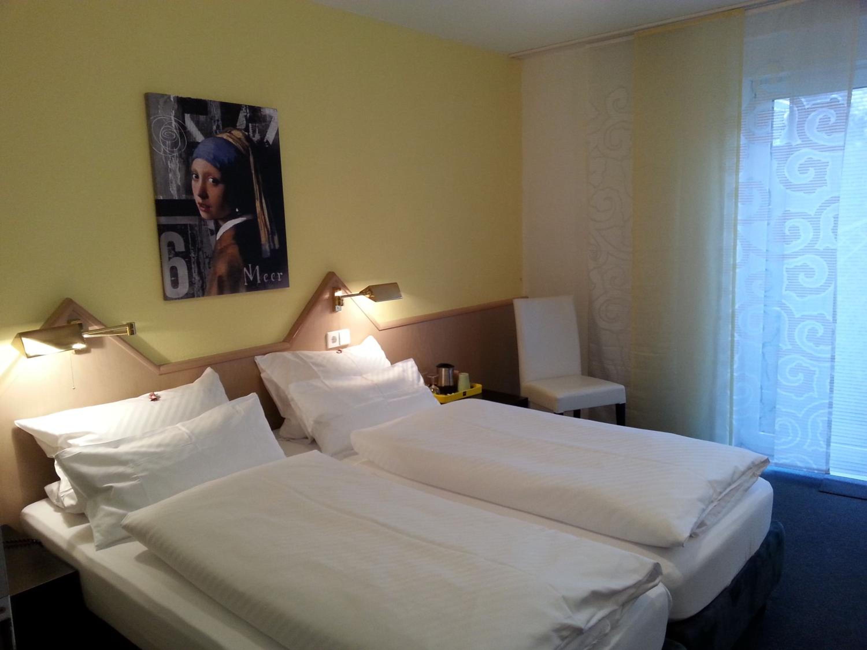 Standard Double Room - Photo 1