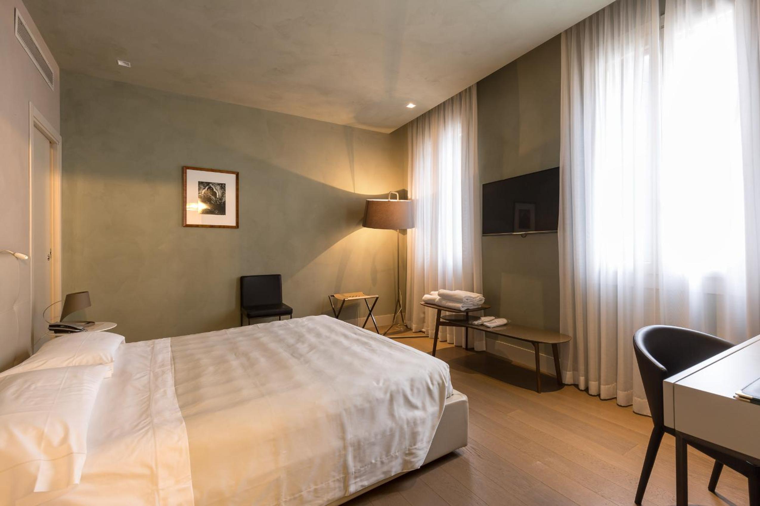 Double Room with Canal View  - Separate Building