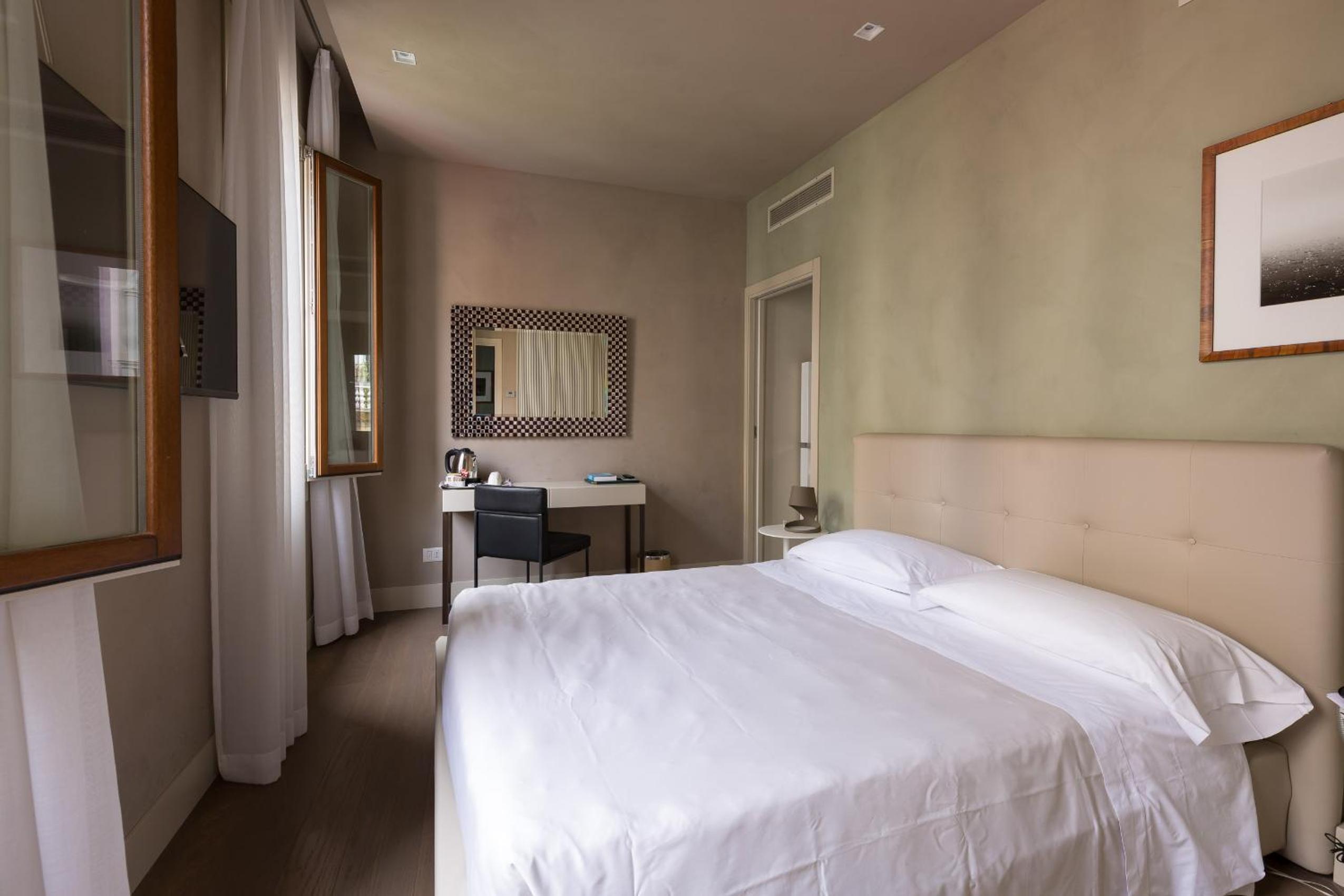 Double Room with Canal View  - Separate Building