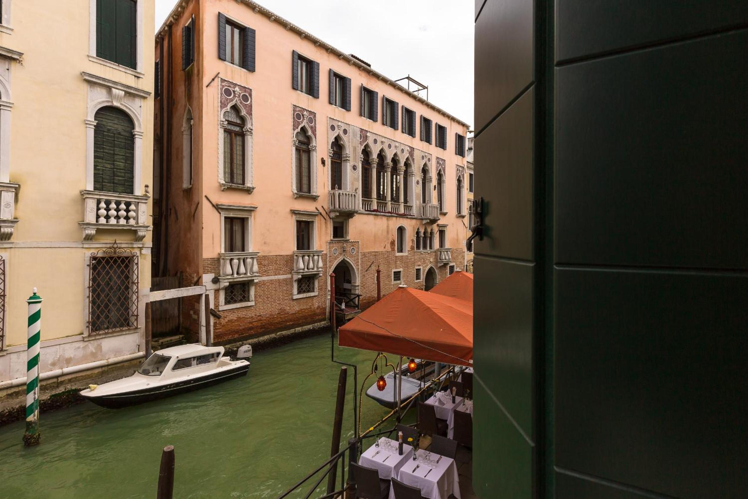 Double Room with Canal View  - Separate Building