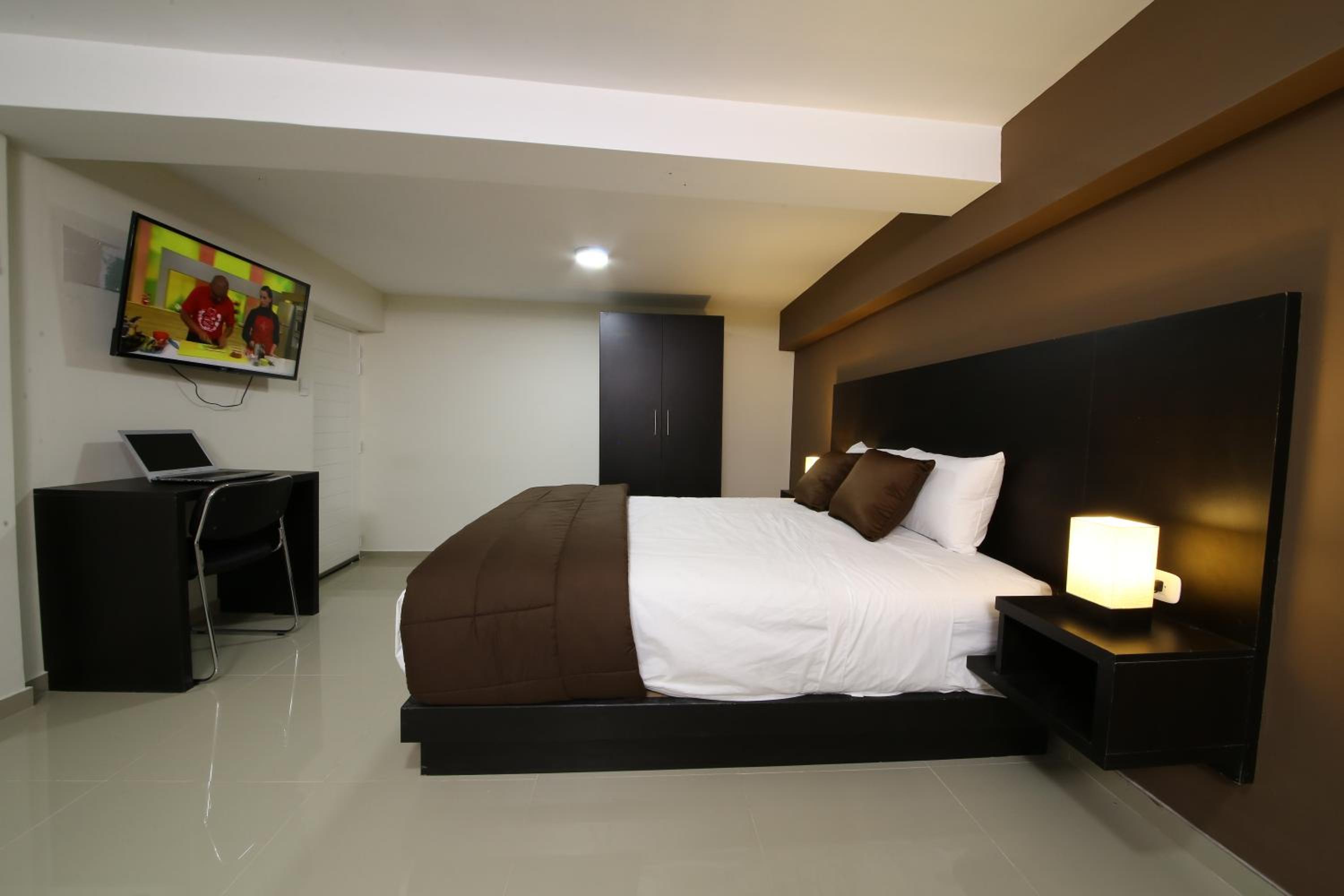 Deluxe Suite photo 1