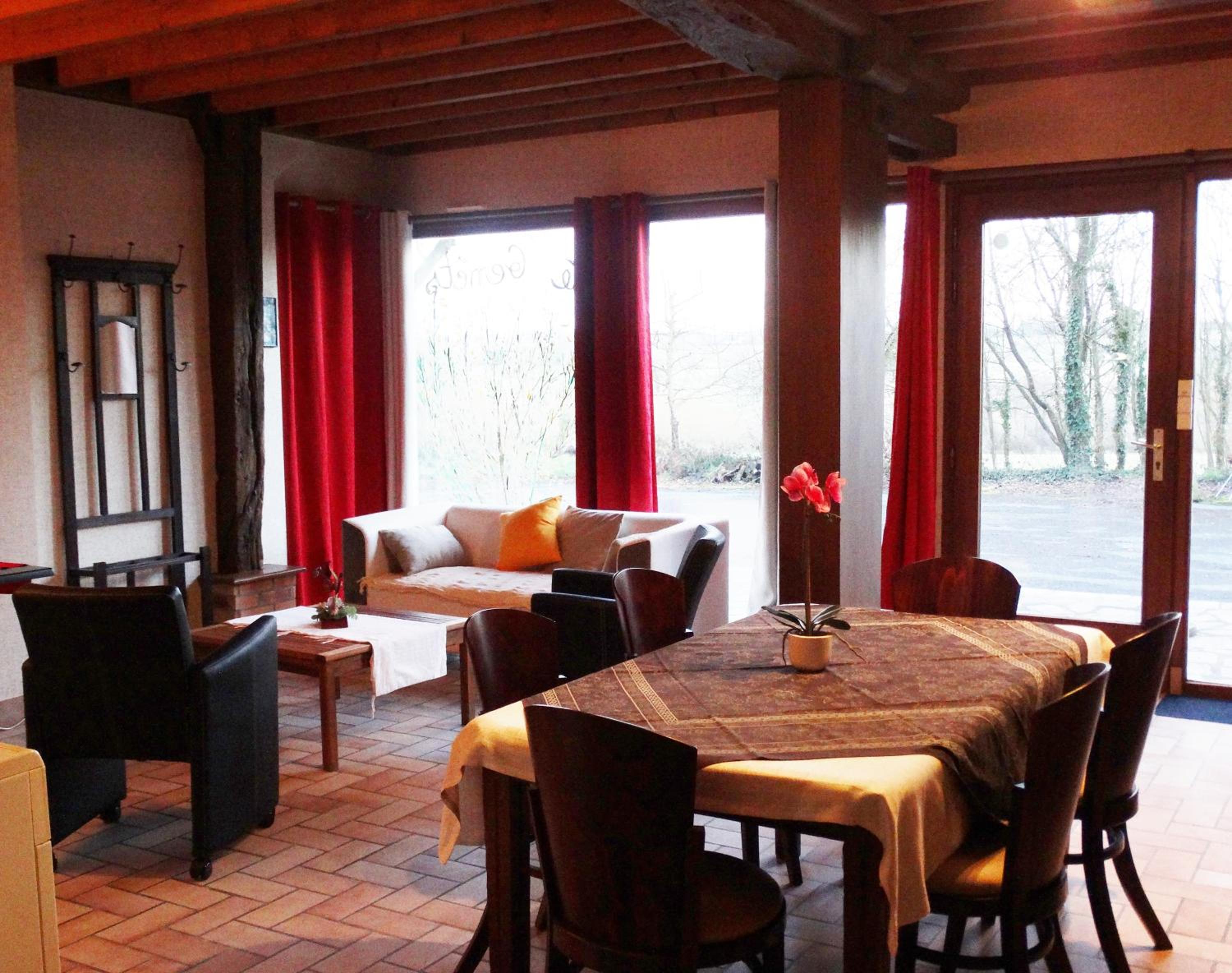 Two-Bedroom Cottage - Photo 14