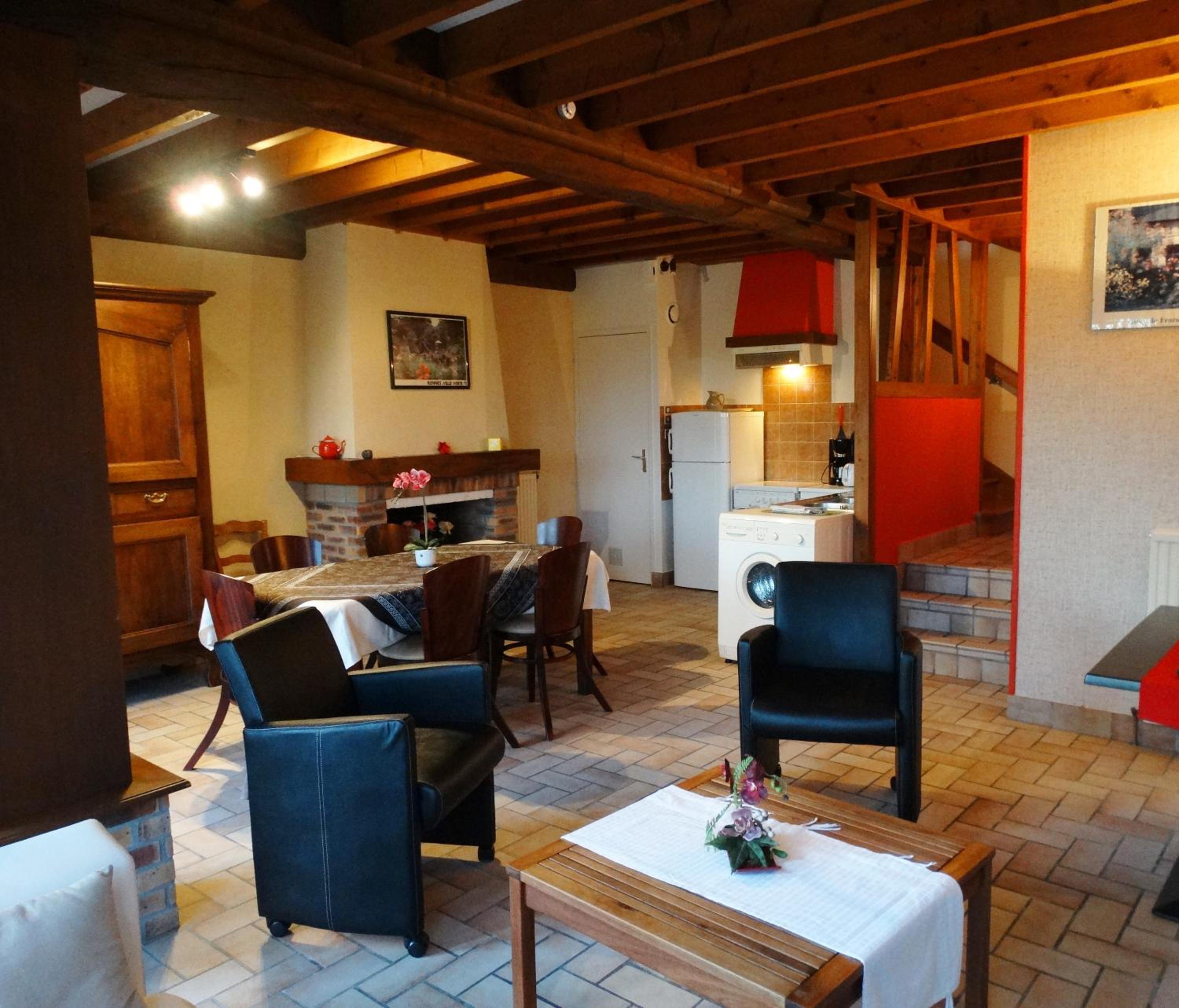 Two-Bedroom Cottage - Photo 15